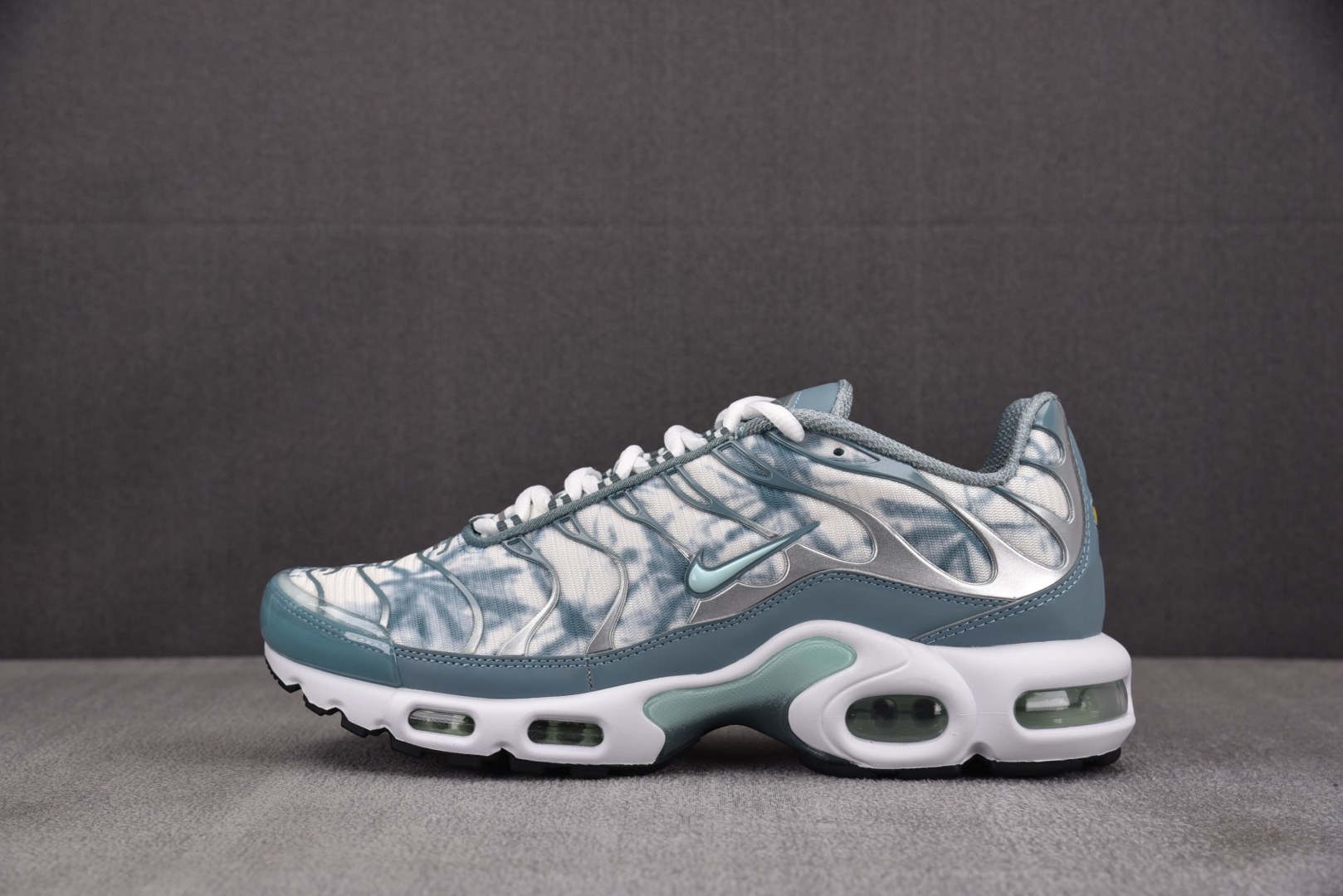【纯原】NK Air Max Plus 蓝白 FV0394-300 #尺寸36 36.5 37.5 38