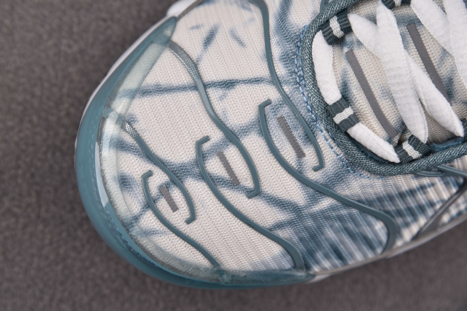 【纯原】NK Air Max Plus 蓝白 FV0394-300 #尺寸36 36.5 37.5 38
