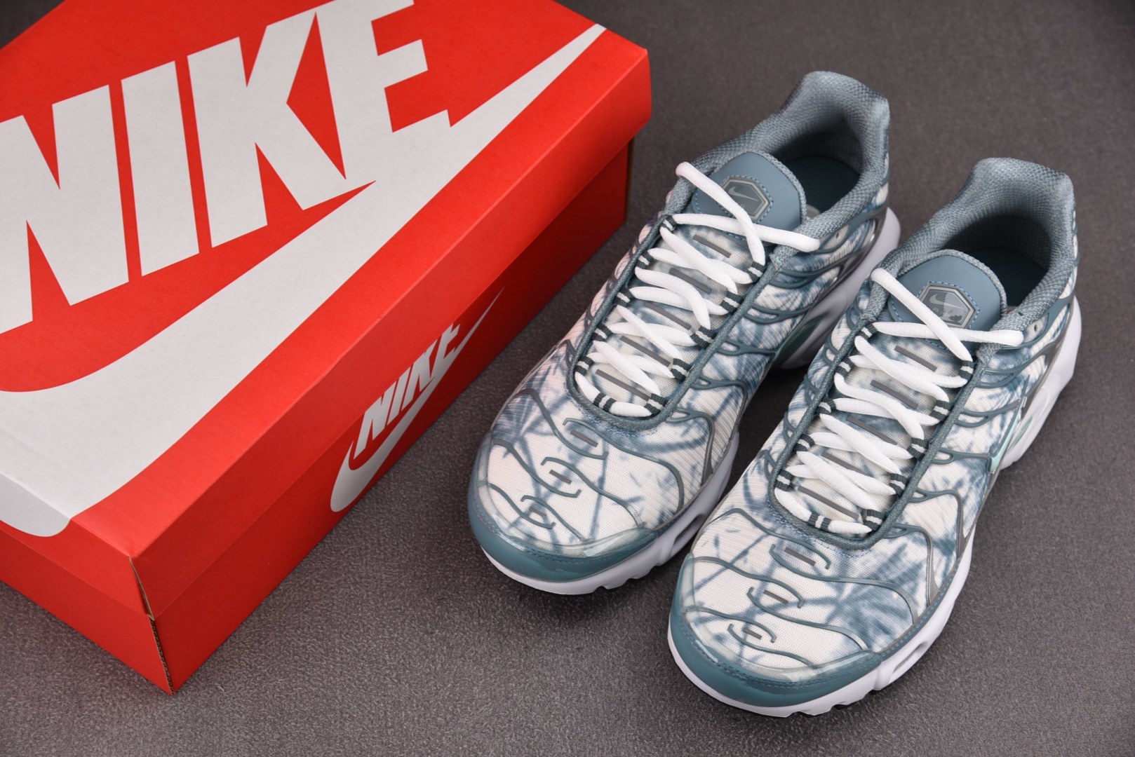 【纯原】NK Air Max Plus 蓝白 FV0394-300 #尺寸36 36.5 37.5 38