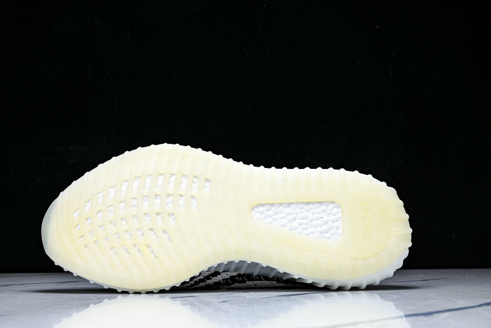 Yeezy 尺码:36-49纯原出品-Yeezy 350V2 阿迪达斯椰子350二代 C YZ013-1