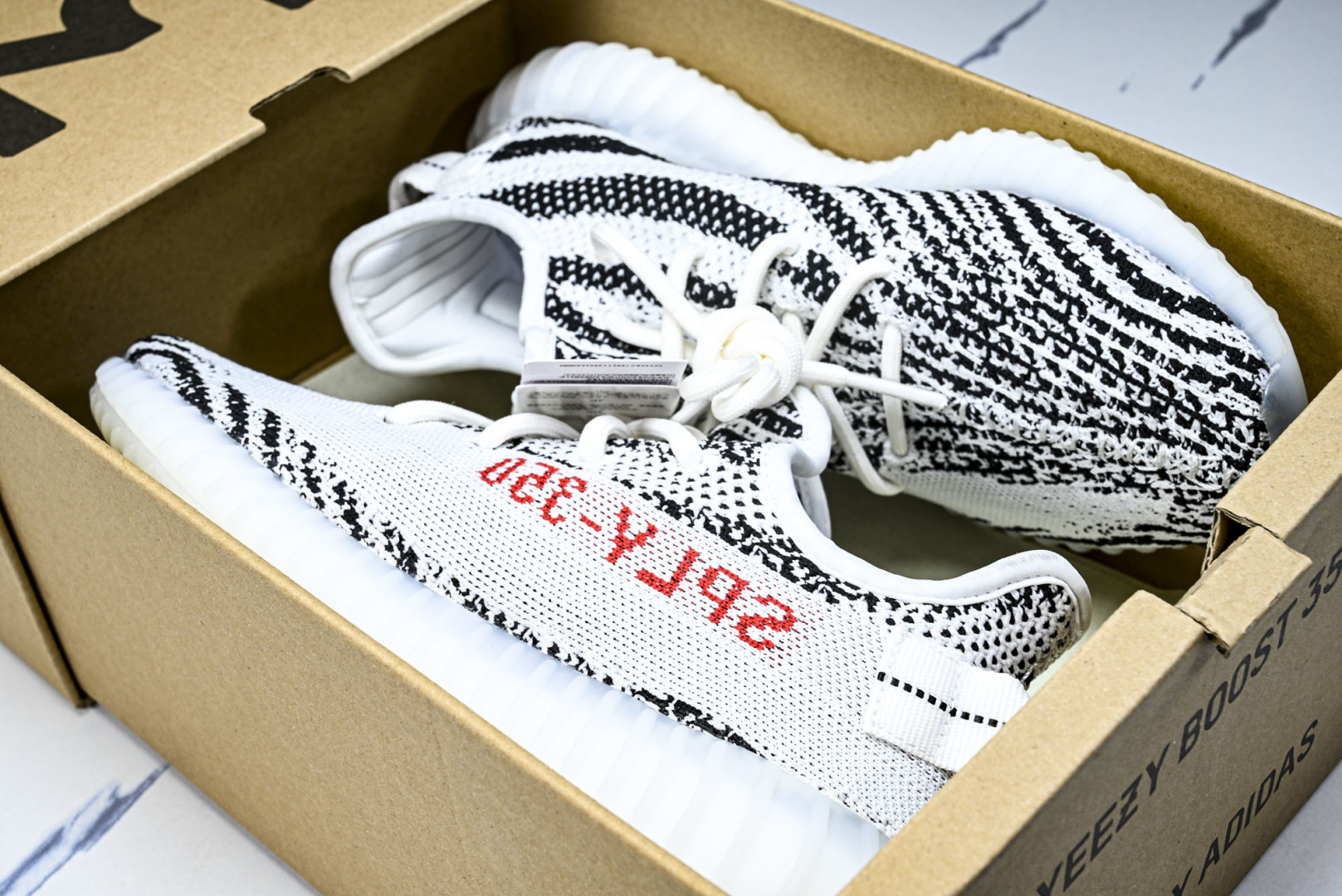 Yeezy 尺码:36-49纯原出品-Yeezy 350V2 阿迪达斯椰子350二代 C YZ013-1