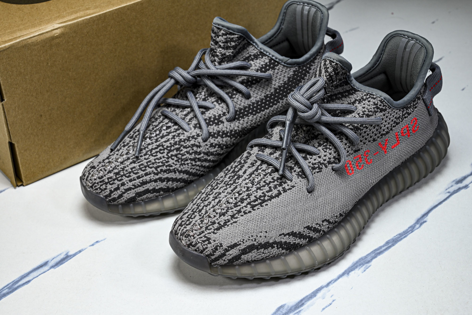 Yeezy 尺码:36-49纯原出品-Yeezy 350V2 Boost 侃爷椰子350二代 灰橙字斑马