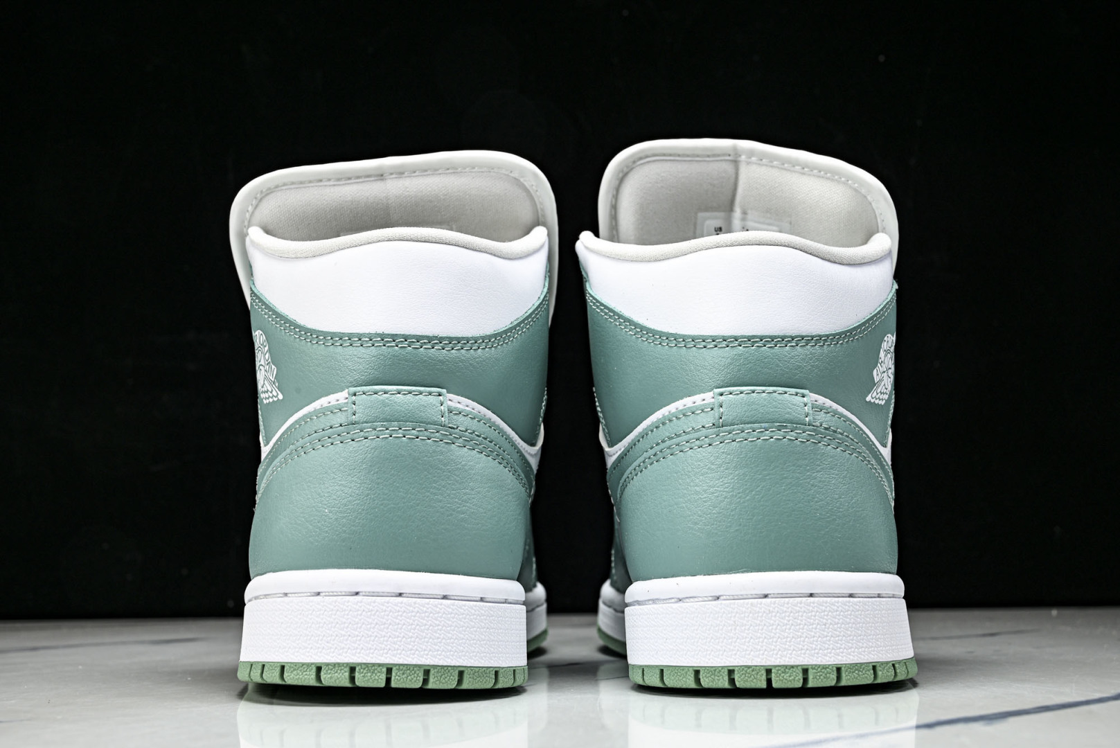 Mid中帮 尺码:35.5-46纯原出品-Air Jordan 1 Mid Jade Smoke AJ1