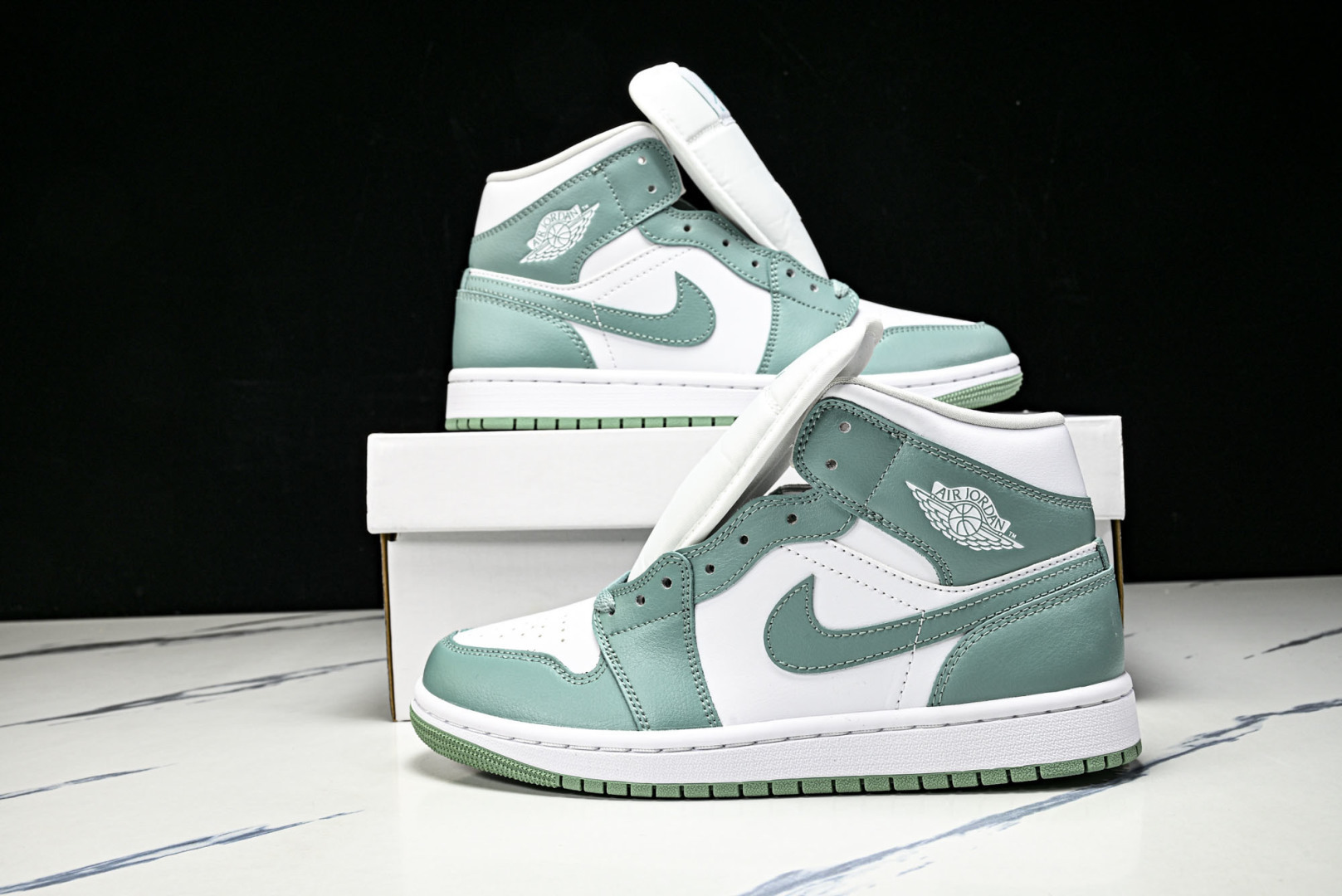 Mid中帮 尺码:35.5-46纯原出品-Air Jordan 1 Mid Jade Smoke AJ1
