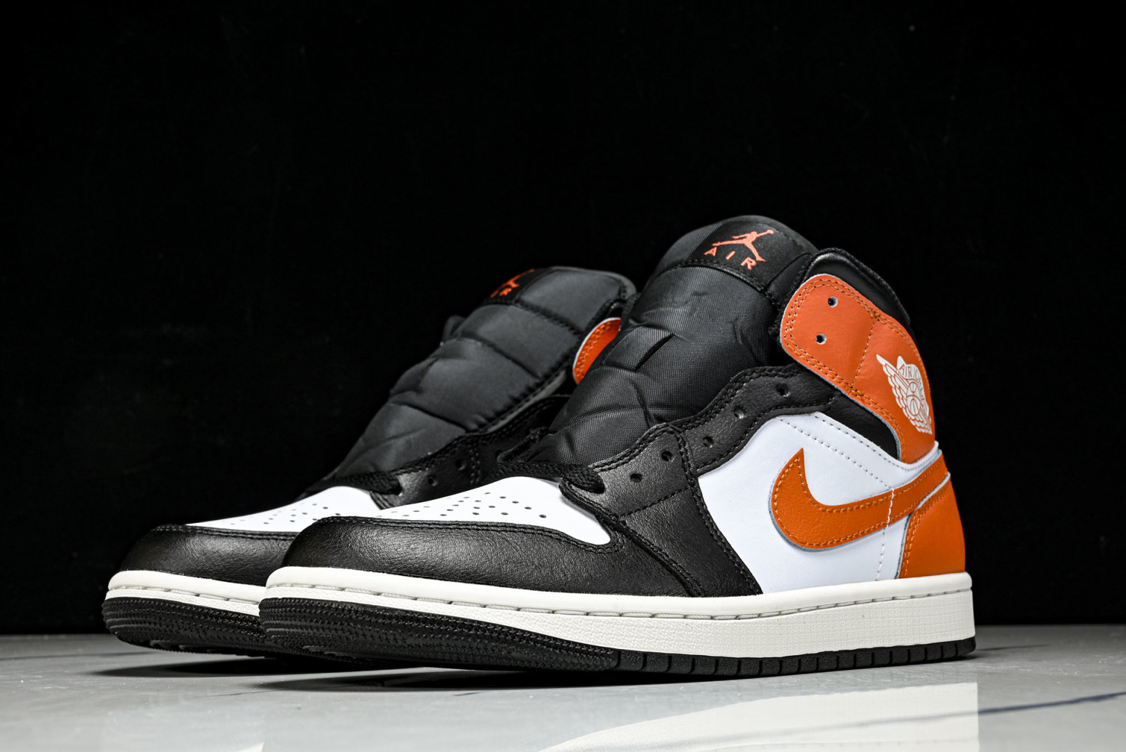 Mid中帮 尺码:40-46纯原出品-Air Jordan 1 Mid AJ1 乔1黑白橙 DQ8426