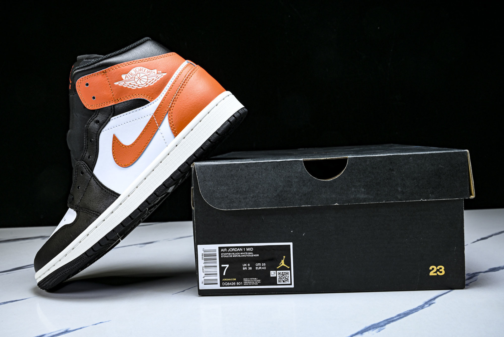 Mid中帮 尺码:40-46纯原出品-Air Jordan 1 Mid AJ1 乔1黑白橙 DQ8426