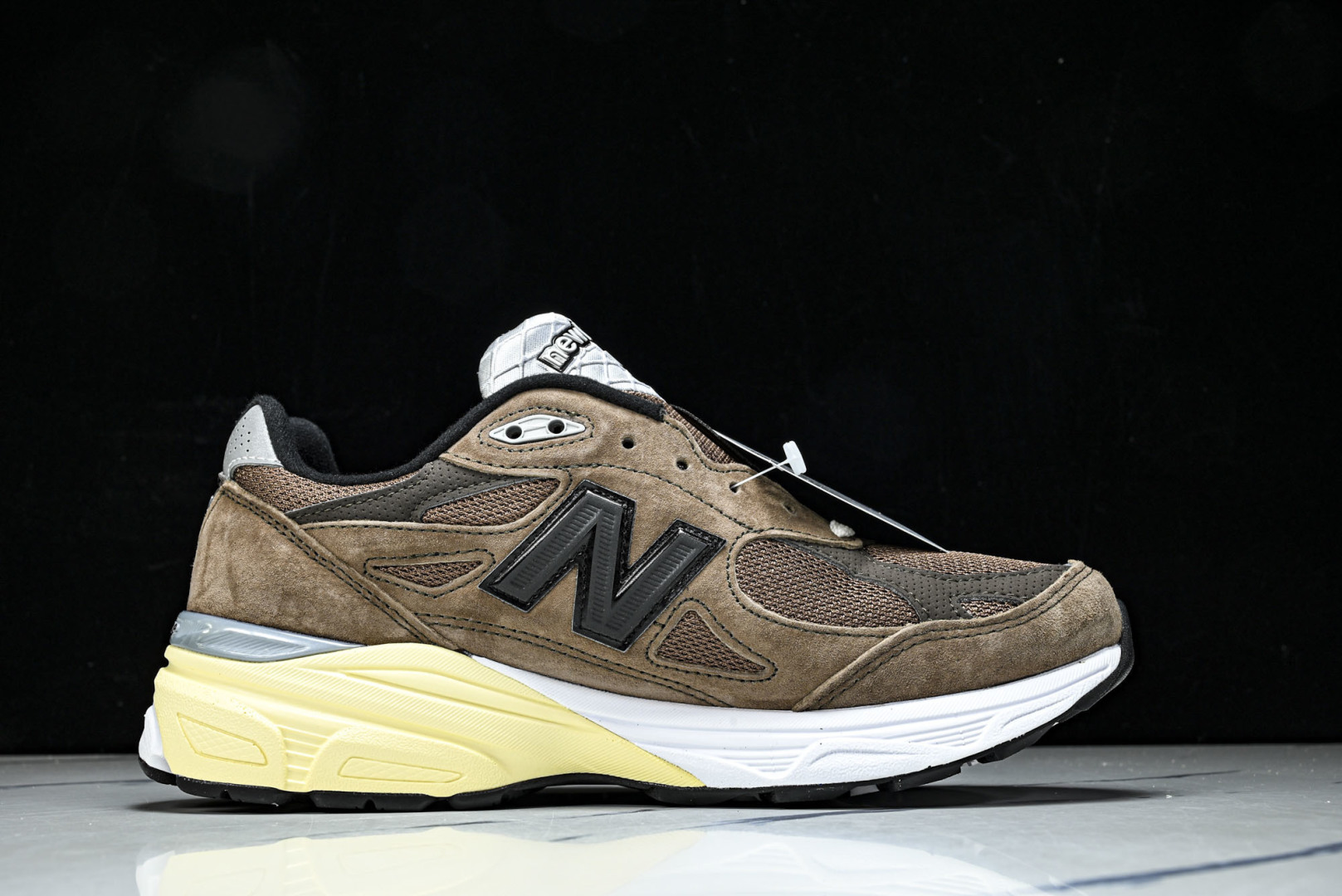 美产 JJJJound x New Balance NB 990 V3“Monteral”棕褐色 M99
