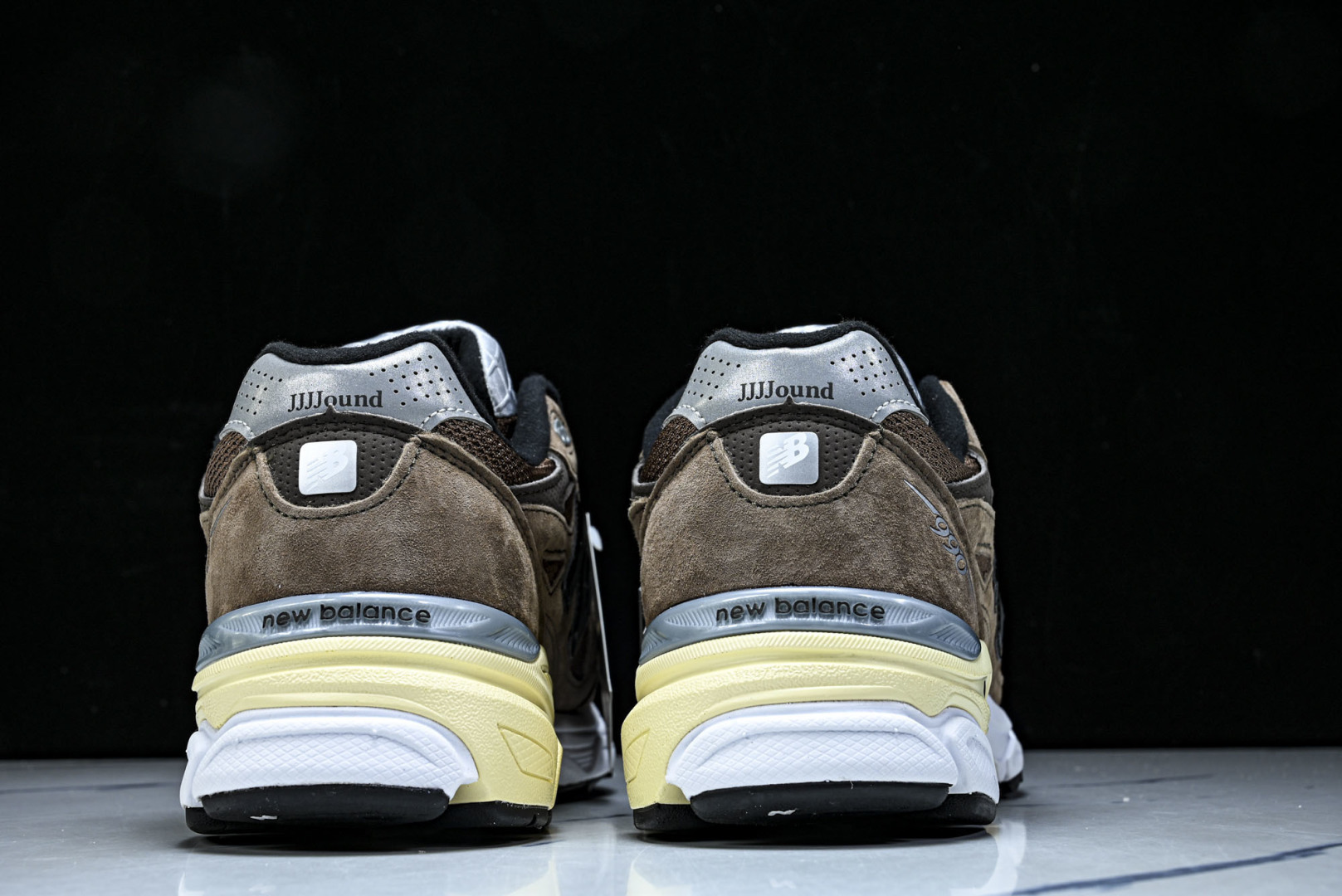 美产 JJJJound x New Balance NB 990 V3“Monteral”棕褐色 M99