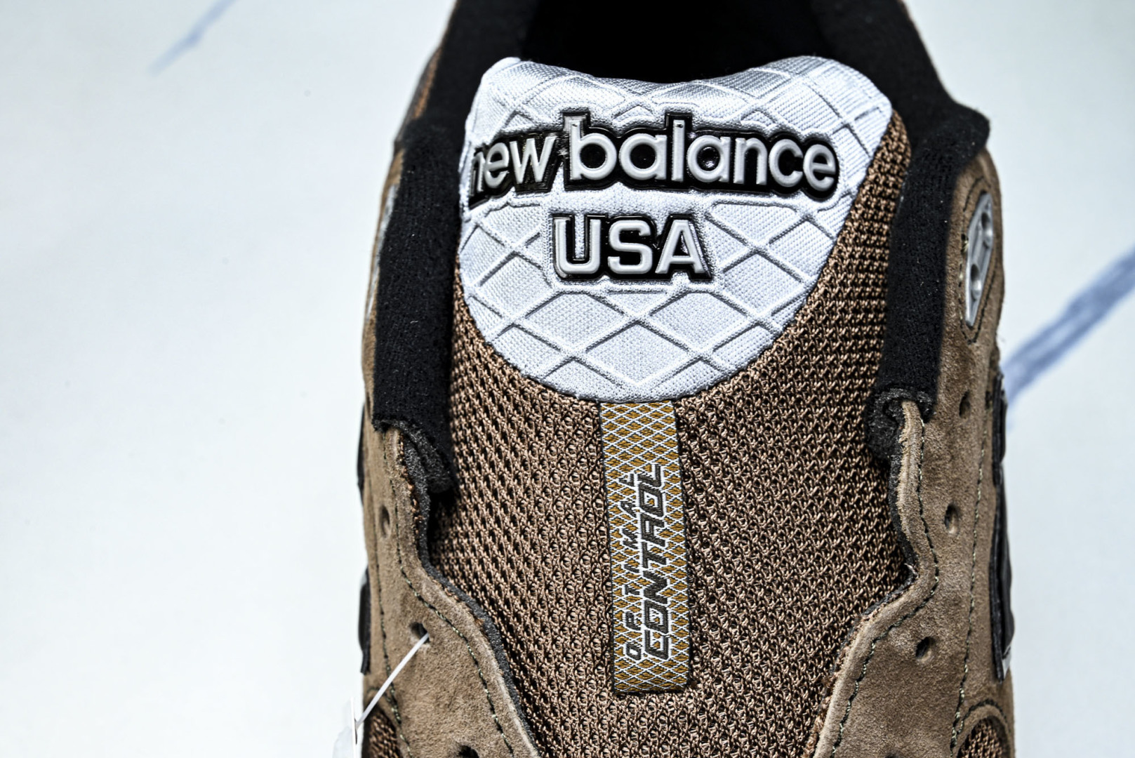 美产 JJJJound x New Balance NB 990 V3“Monteral”棕褐色 M99