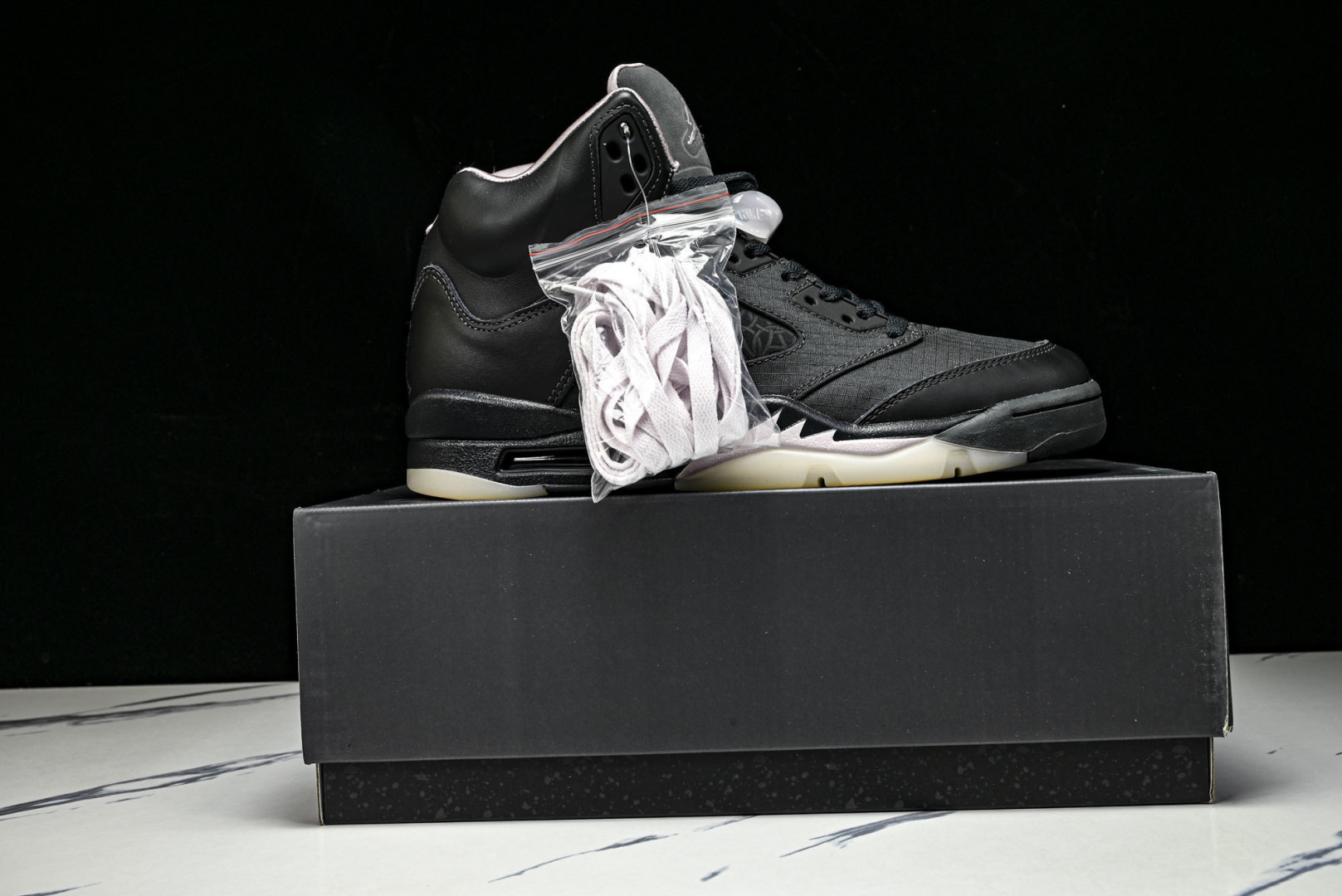 AJ5 尺码:36-47.5纯原出品-PSG x Air Jordan 5 Retro Off Noir