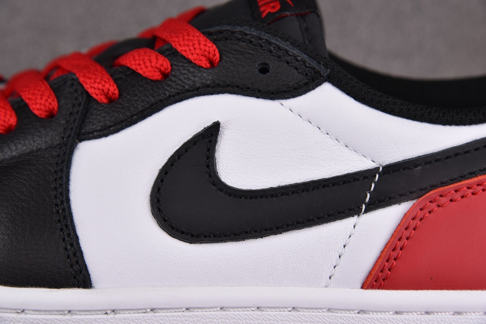 AJ Low黑脚趾 尺码:36-47.5Air Jordan 1 Low OG“Black Toe”黑脚