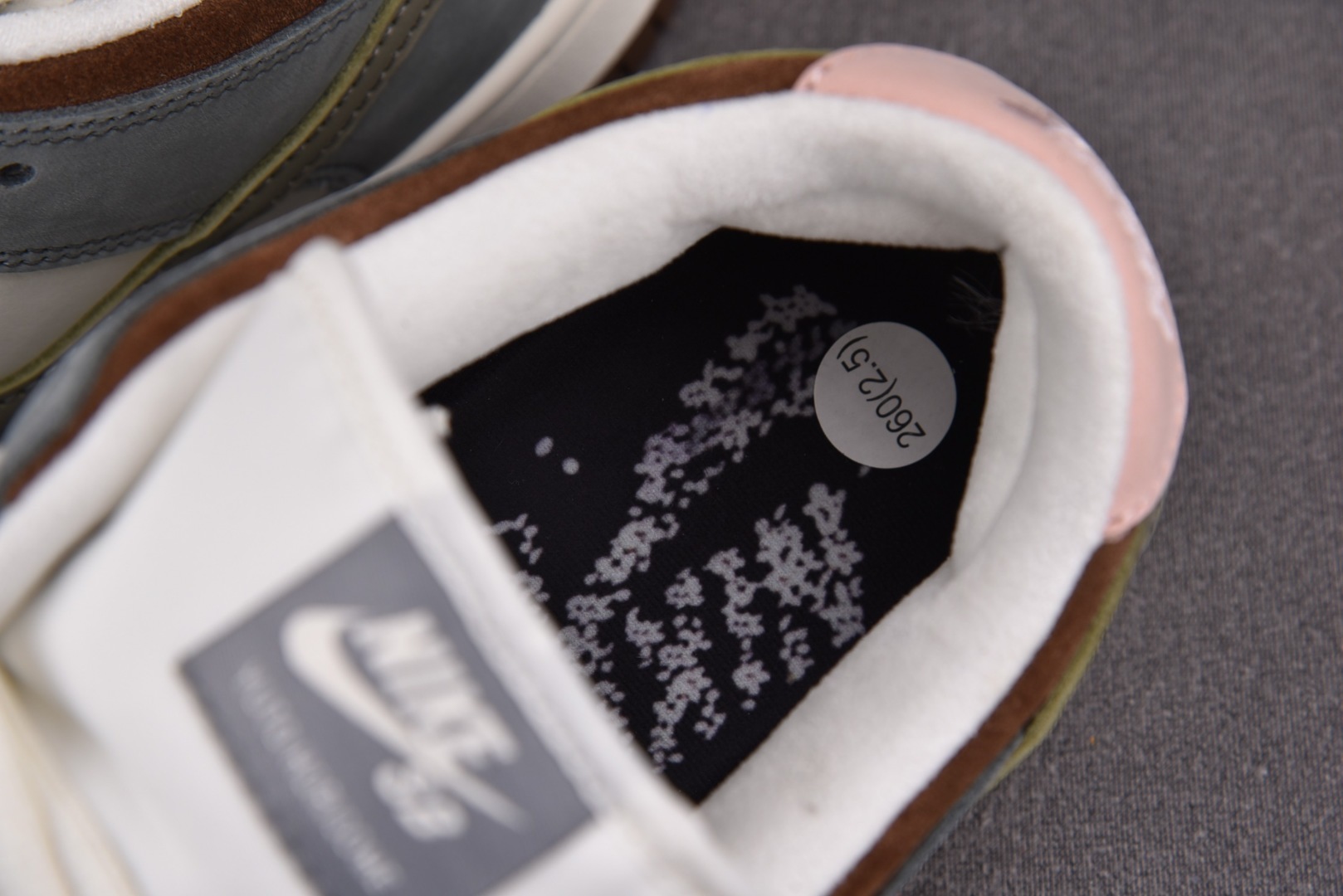 Dunk冠军羽翼 尺码:36-47.5Yuto Horigome x NK SB Dunk Low 冠军