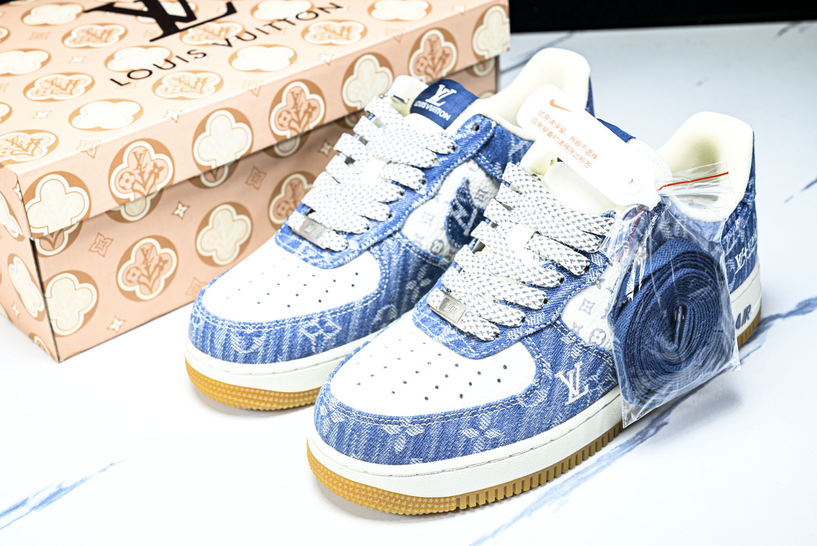 NK Air Force 1'07 Low LV联名 白牛仔蓝 空军一号低帮休闲板鞋 YF9511-81