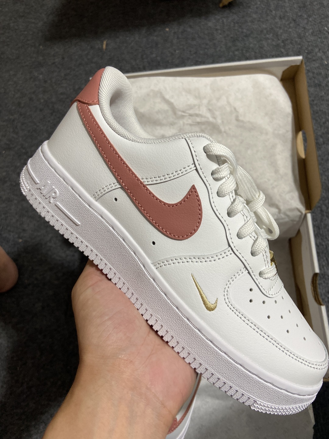 NK Air Force 1 Low '07 空军一号低帮经典板鞋 CZ0270-103 全鞋电脑针车 
