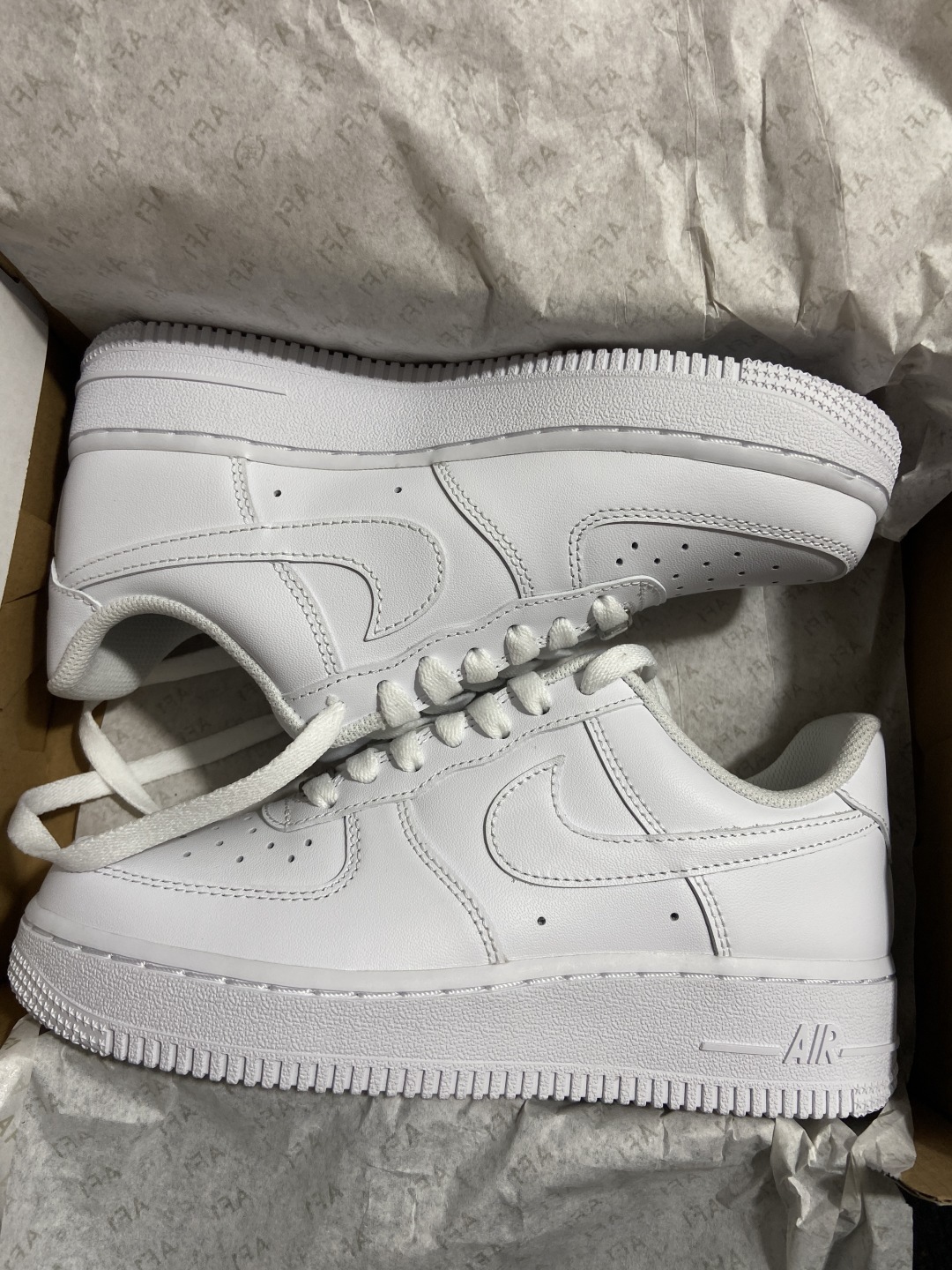 36码拍图AF1 全白闪电 尺码:35.5-48.5纯原-Air Force 1 Low 07 AF1