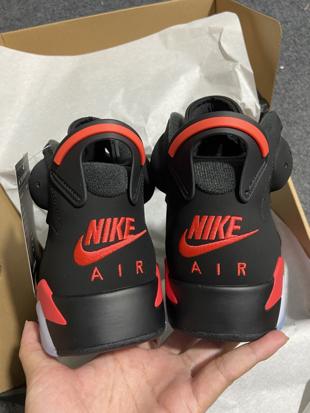 纯原版‼️aj6黑红 高帮 红外线尺码：40-47.5Air Jordan 6 “Reverse Inf