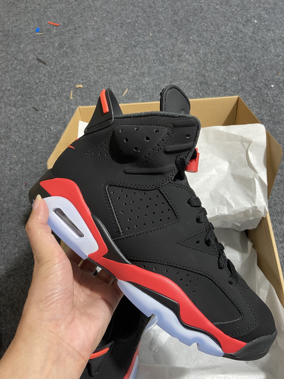 纯原版‼️aj6黑红 高帮 红外线尺码：40-47.5Air Jordan 6 “Reverse Inf