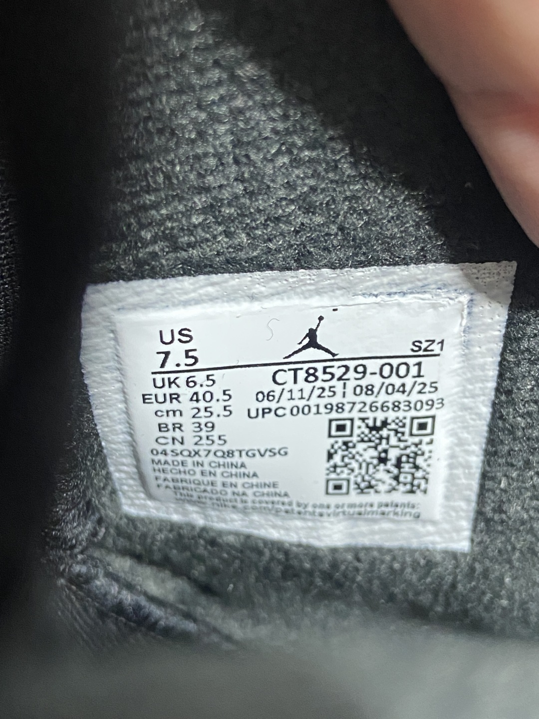 纯原版‼️aj6黑红 高帮 红外线尺码：40-47.5Air Jordan 6 “Reverse Inf