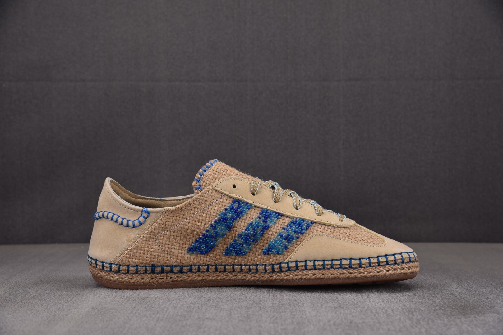 高端局特价福利 先报先得喜迎双11活动 10月20日起 AD Gazelle CLOT Linen Kh