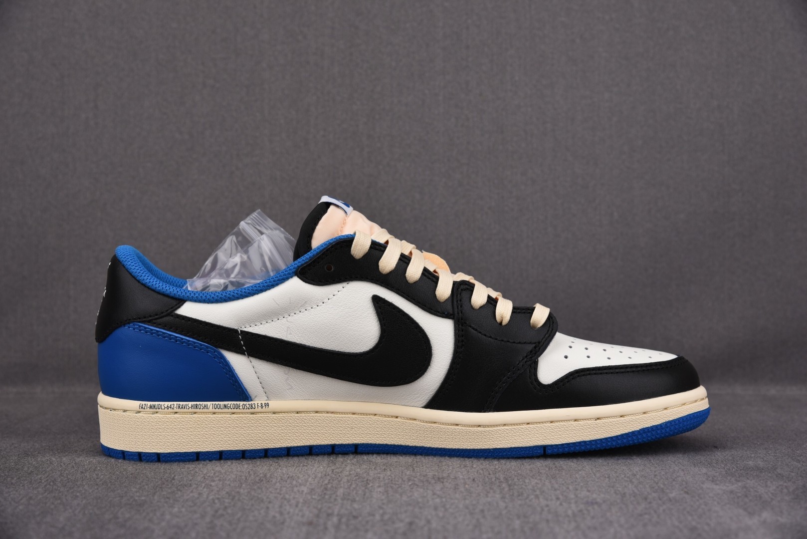 高端局特价福利 先报先得喜迎双11活动 10月20日起 Air Jordan 1 Travis Scot