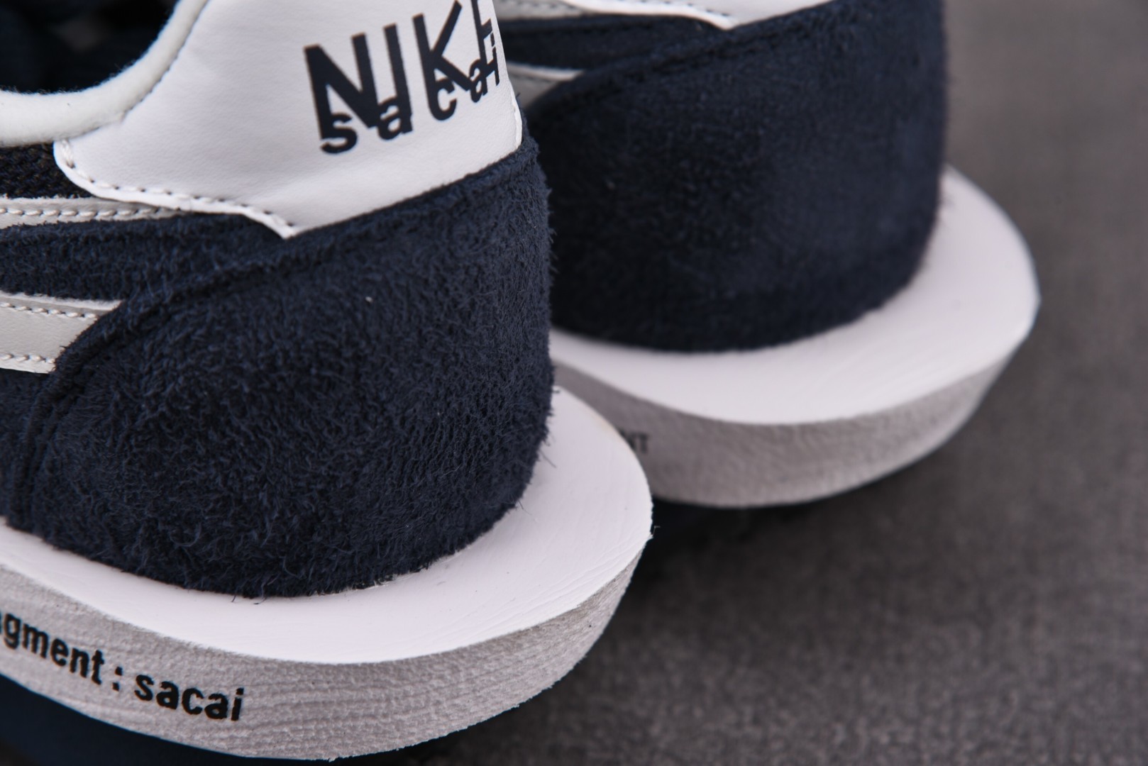 高端局特价福利 先报先得喜迎双11活动 10月20日起 Fragment x Sacai x Nik L