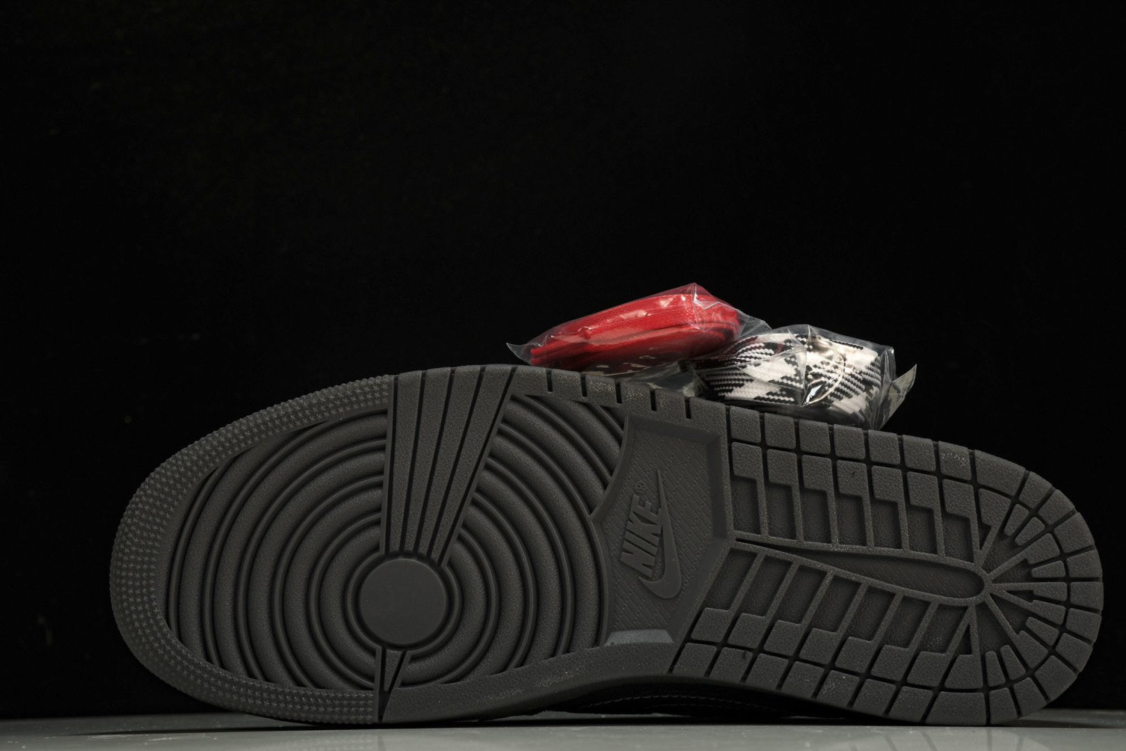 高端局特价福利 先报先得喜迎双11活动 10月20日起 New PK Travis Scott x Ai