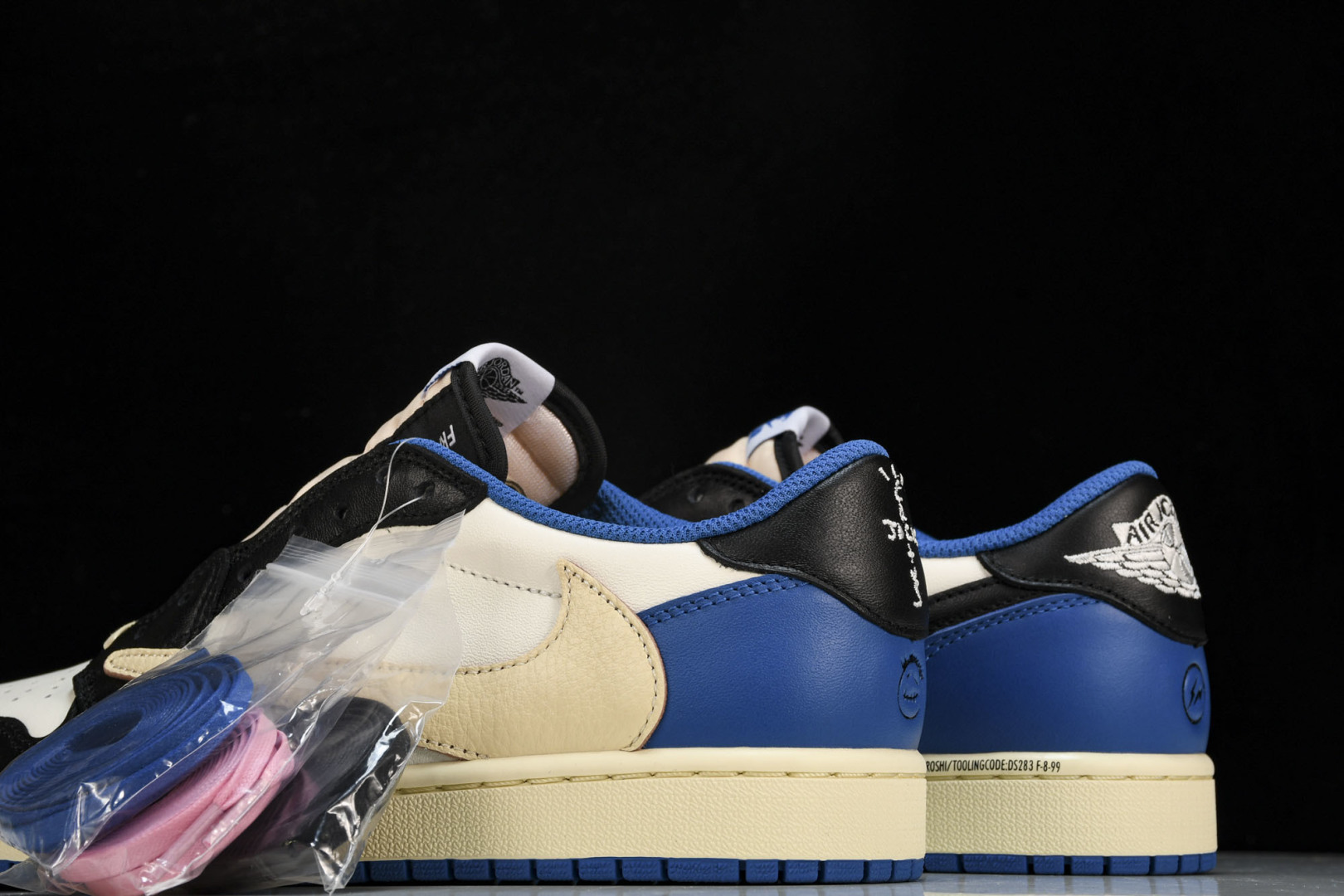 高端局特价福利 先报先得喜迎双11活动 10月20日起 New Pk Travis Scott x Fr
