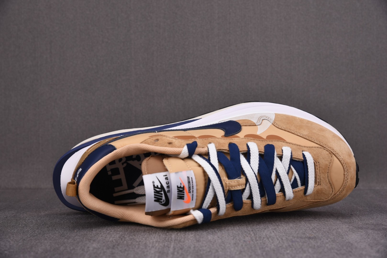 高端局特价福利 先报先得喜迎双11活动 10月20日起 Sacai X Nik VaporWaffle