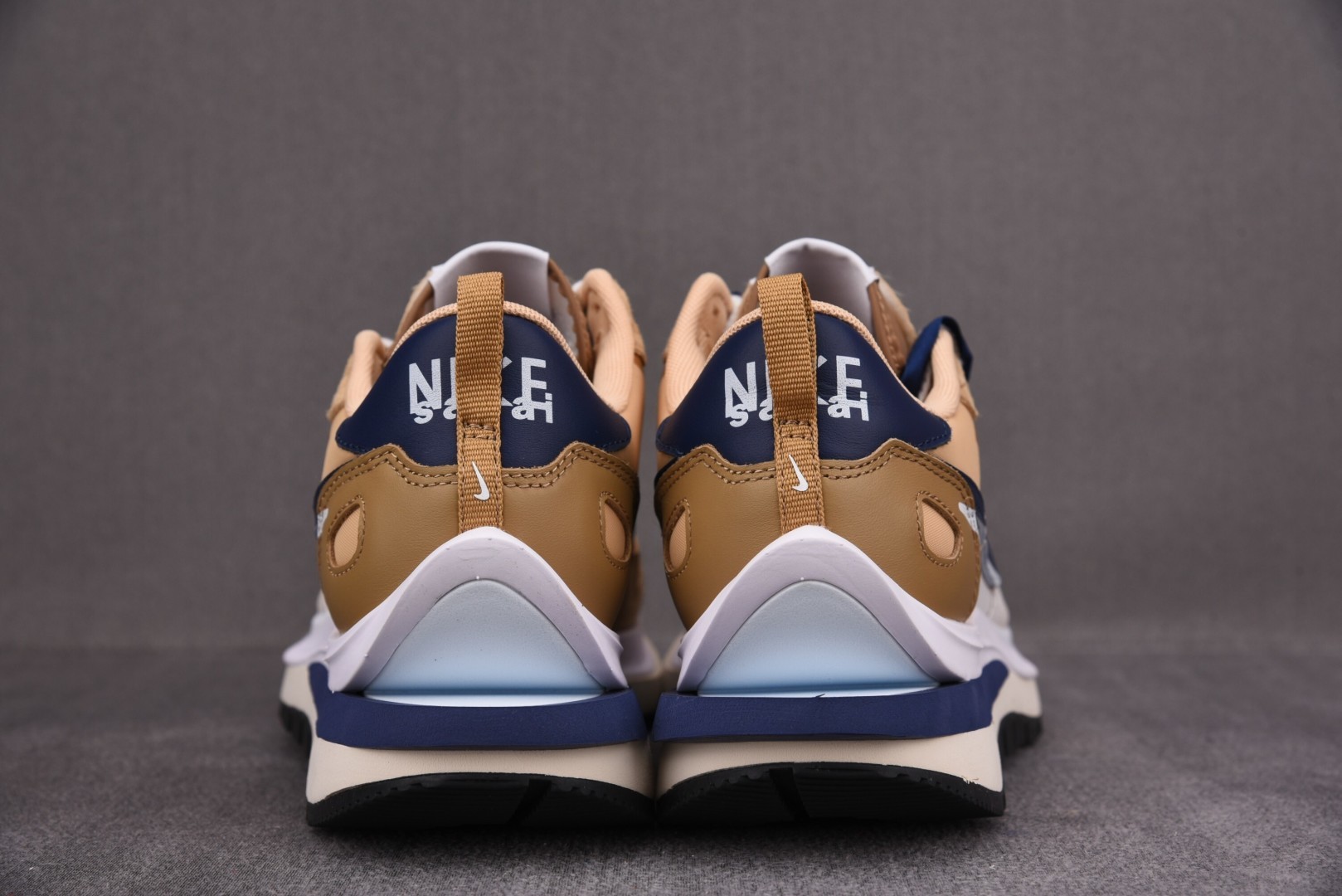 高端局特价福利 先报先得喜迎双11活动 10月20日起 Sacai X Nik VaporWaffle