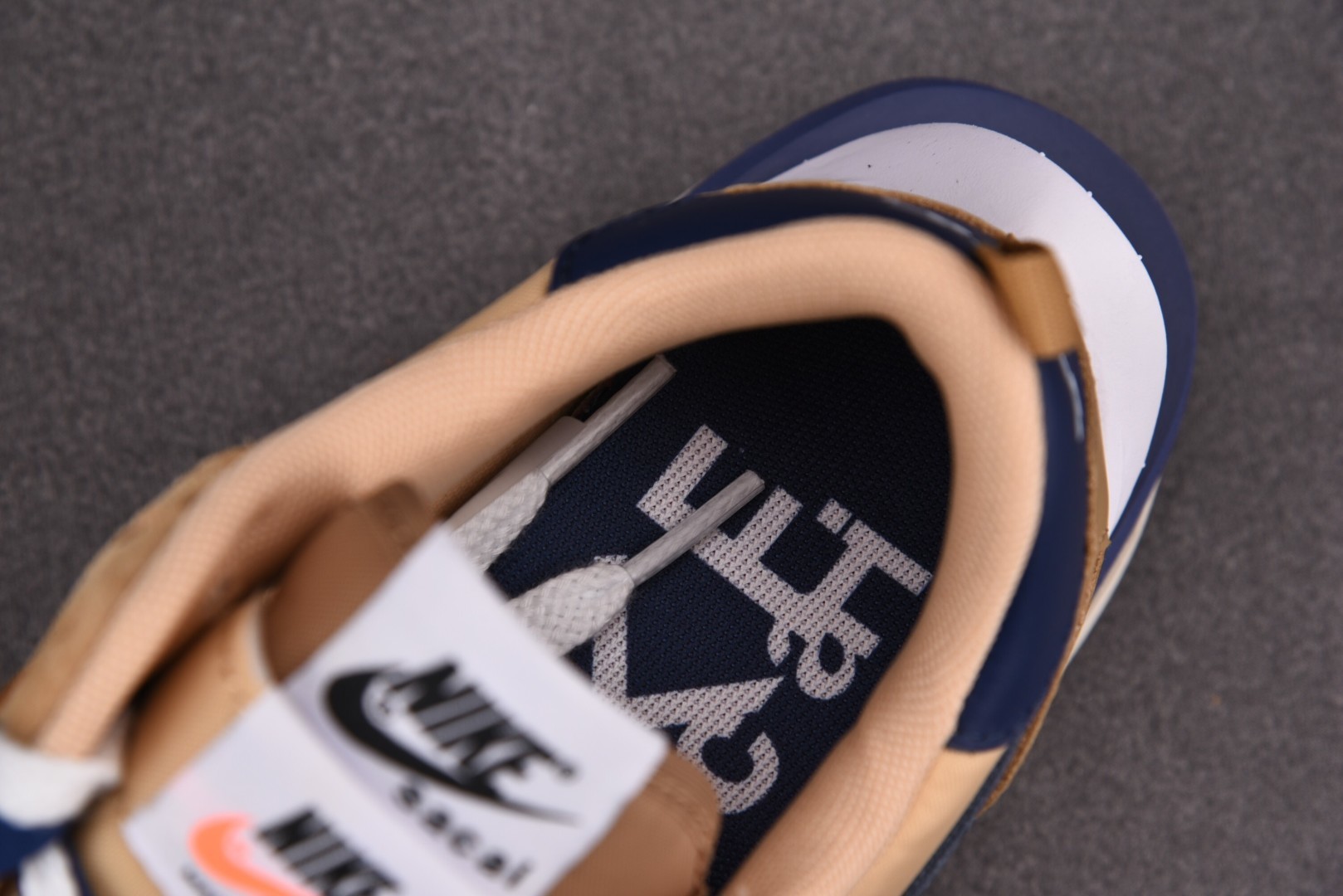 高端局特价福利 先报先得喜迎双11活动 10月20日起 Sacai X Nik VaporWaffle
