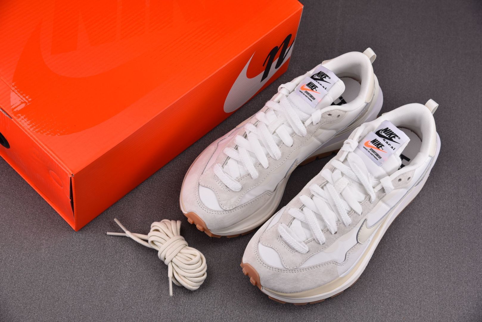高端局特价福利 先报先得喜迎双11活动 10月20日起 Sacai x NK VaporWaffle W