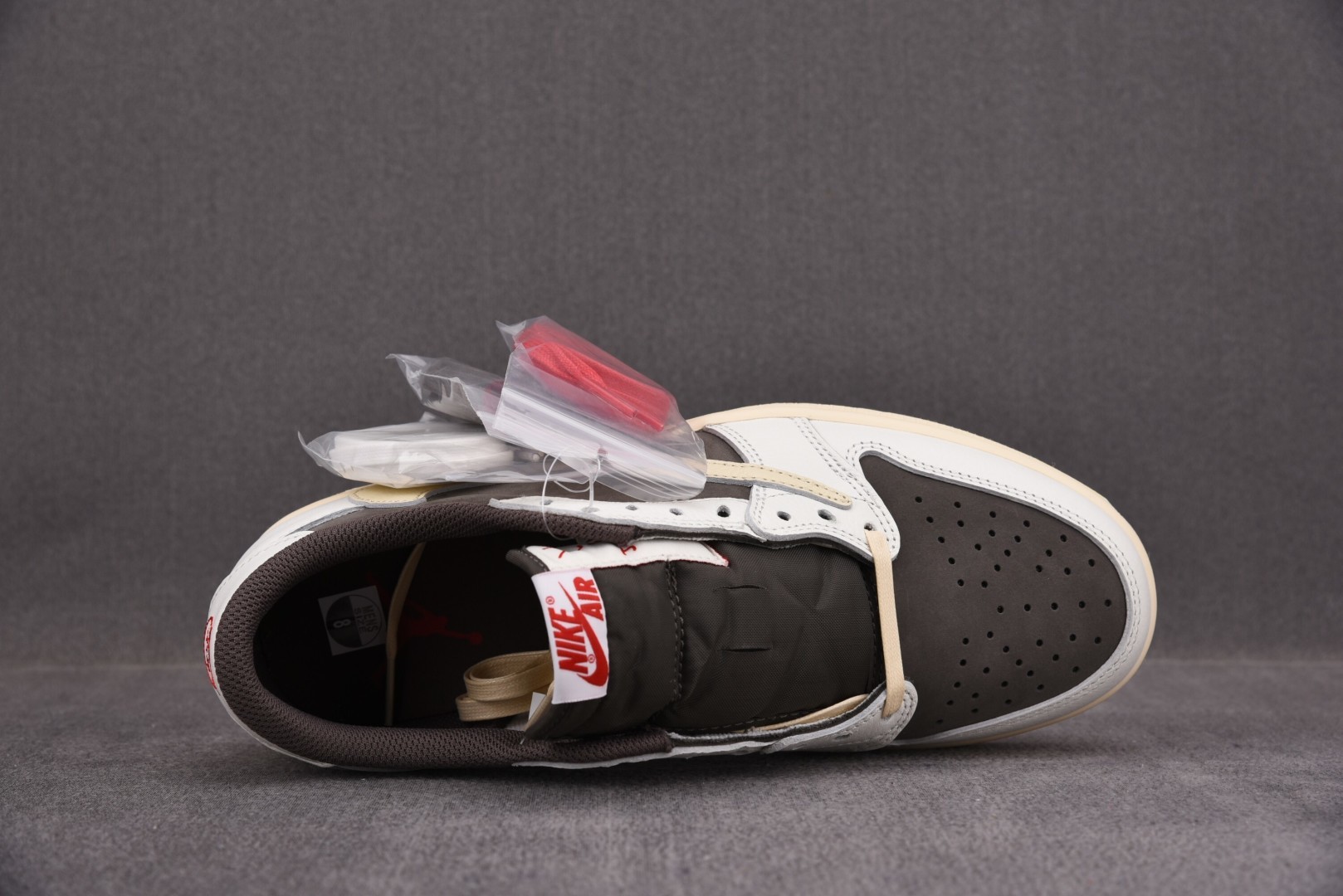 高端局特价福利 先报先得喜迎双11活动 10月20日起 Travis Scott x Air Jorda