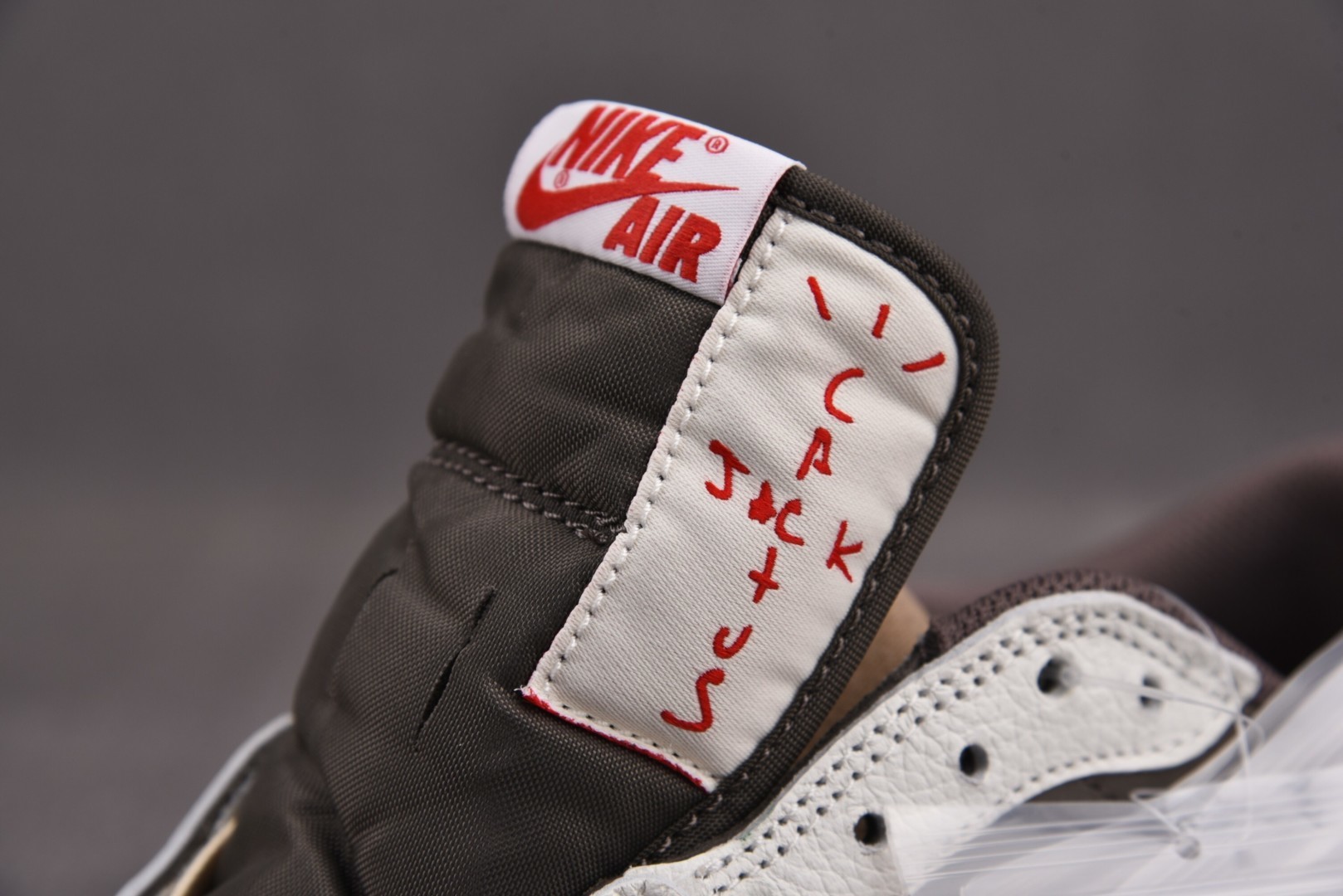 高端局特价福利 先报先得喜迎双11活动 10月20日起 Travis Scott x Air Jorda