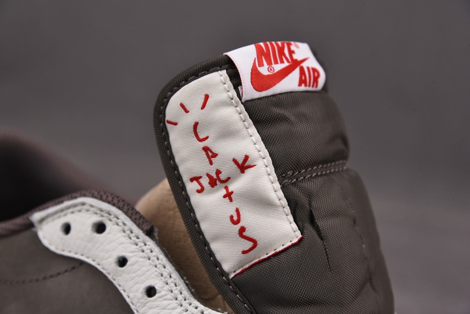 高端局特价福利 先报先得喜迎双11活动 10月20日起 Travis Scott x Air Jorda