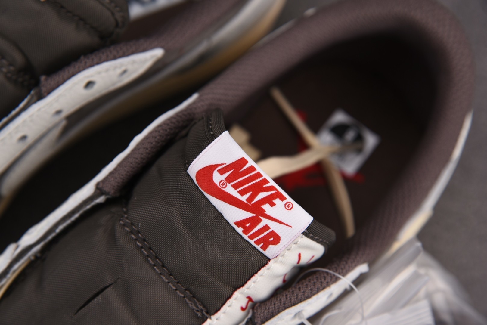 高端局特价福利 先报先得喜迎双11活动 10月20日起 Travis Scott x Air Jorda