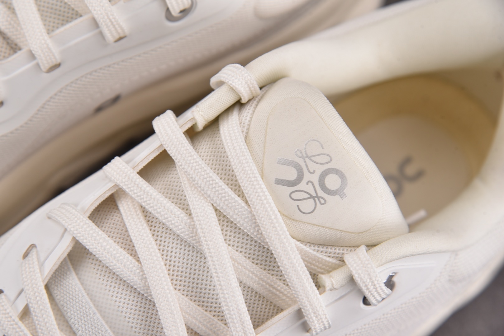 昂跑 尺码:36-45纯原出品-LOEWE x On Cloudtilt 2 看图 YZ004尺码：36