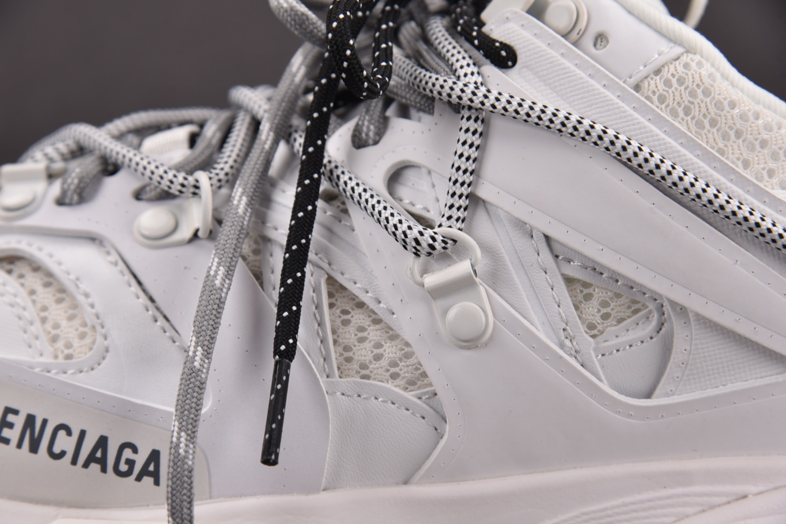 Balenciaga 尺码:35-46 超重偏大一码纯原-Balenciaga Track 白色灰绑带 