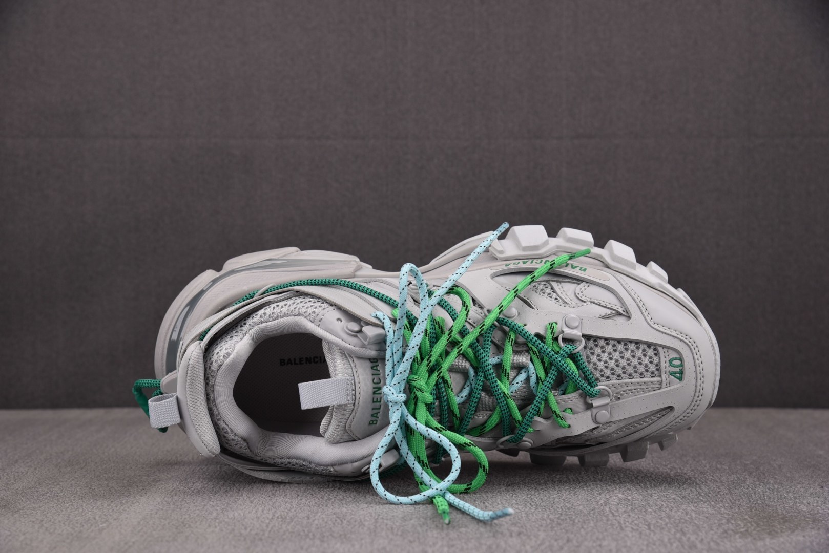 Balenciaga 尺码:35-46 超重偏大一码纯原-Balenciaga Track 灰绿绑带 Y