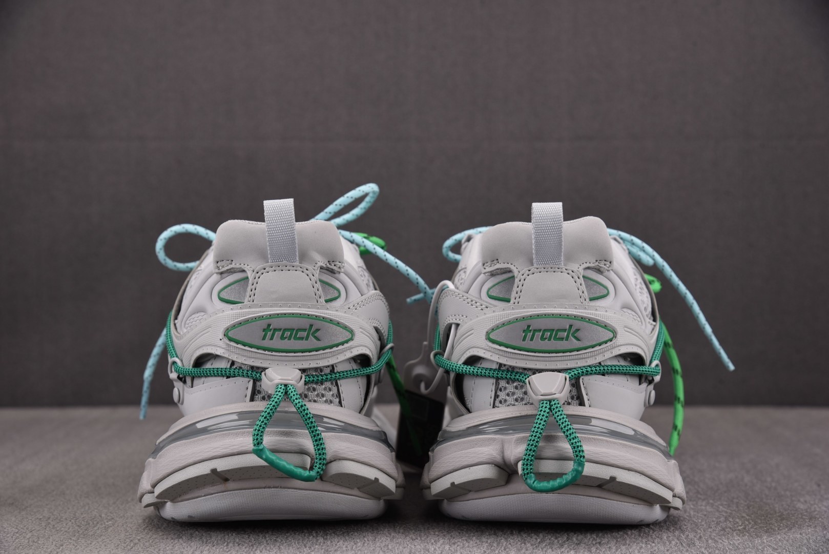 Balenciaga 尺码:35-46 超重偏大一码纯原-Balenciaga Track 灰绿绑带 Y