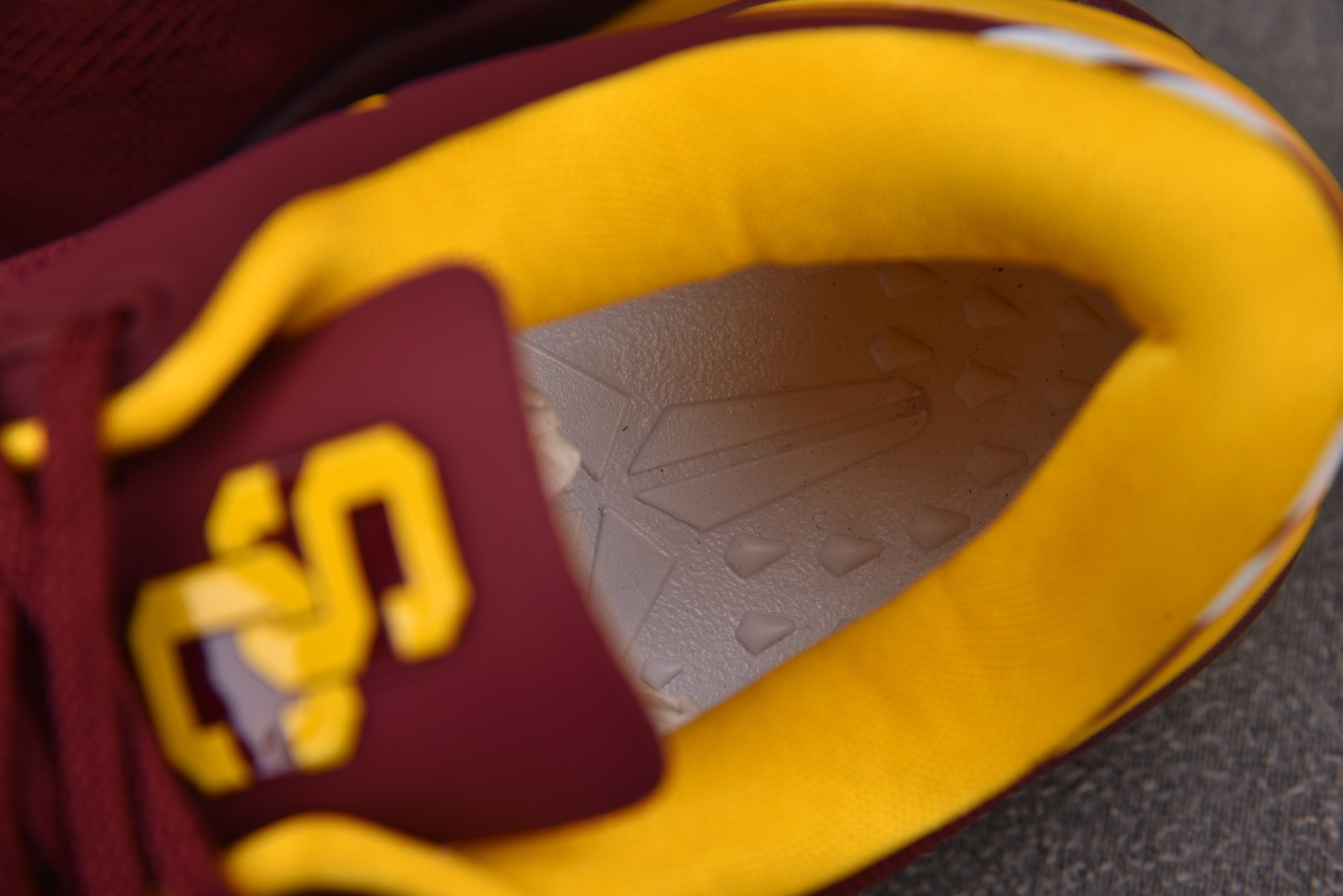 Kobe8 尺码:40-48.5纯原-Zoom Kobe Ⅷ System 科比8代复刻实战运动低帮文化