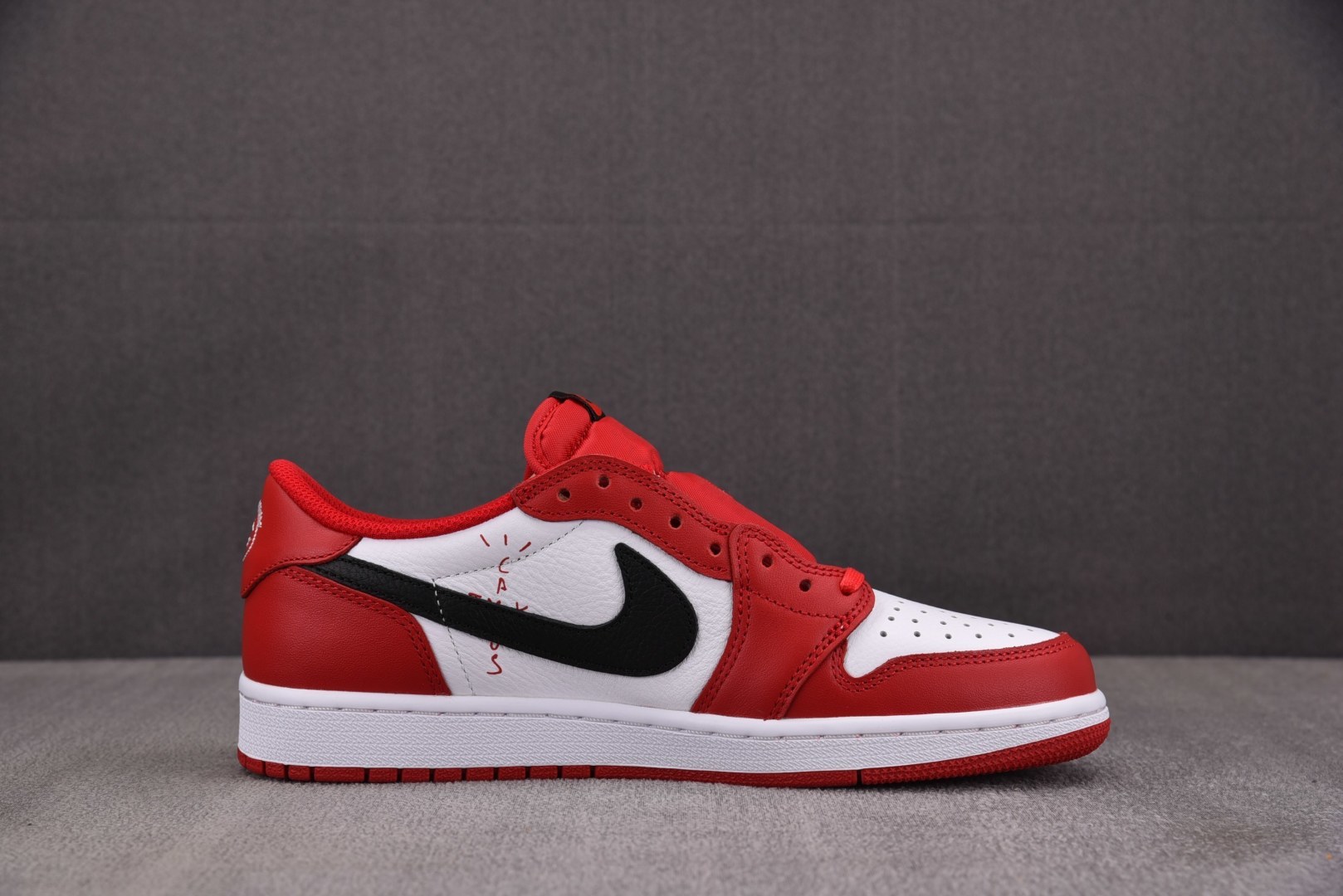 AJ1Low低帮 尺码:40-48.5纯原-Travis Scott x Air Jordan 1 Lo