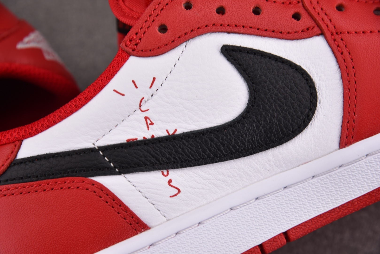 AJ1Low低帮 尺码:40-48.5纯原-Travis Scott x Air Jordan 1 Lo