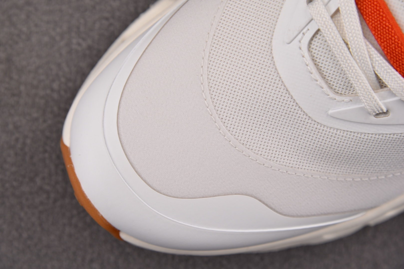 昂跑 尺码:36-45纯原出品-LOEWE x On Cloudtilt 2 看图 YZ004尺码：36