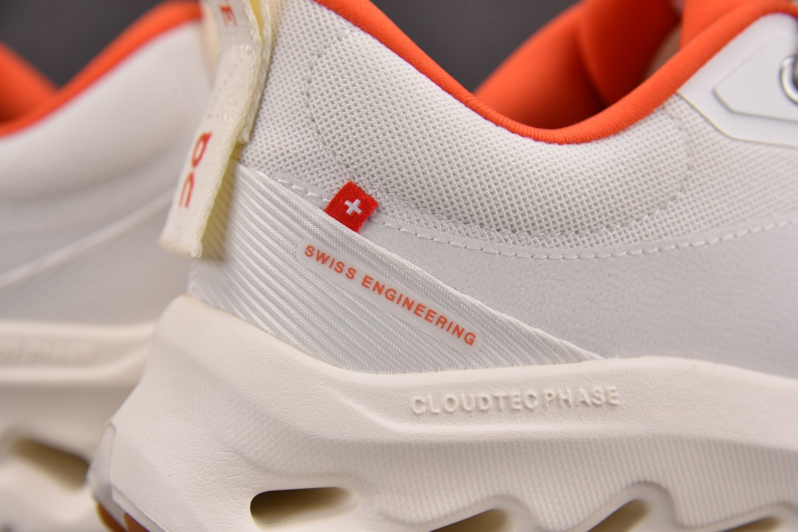 昂跑 尺码:36-45纯原出品-LOEWE x On Cloudtilt 2 看图 YZ004尺码：36