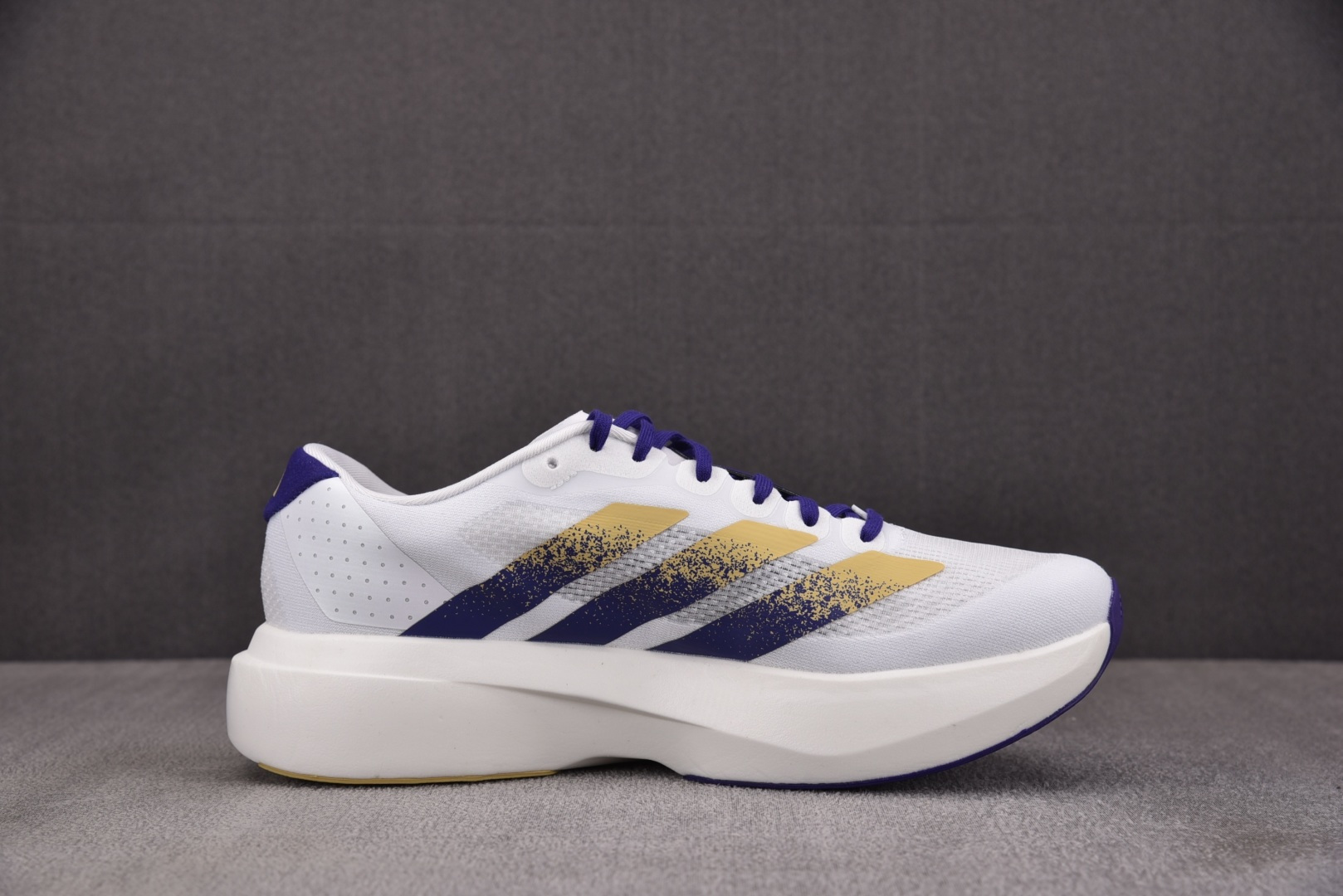 Ad Adizero Evo SL Nebraska 白紫 JQ4578 尺寸36 36⅔ 37⅓ 38