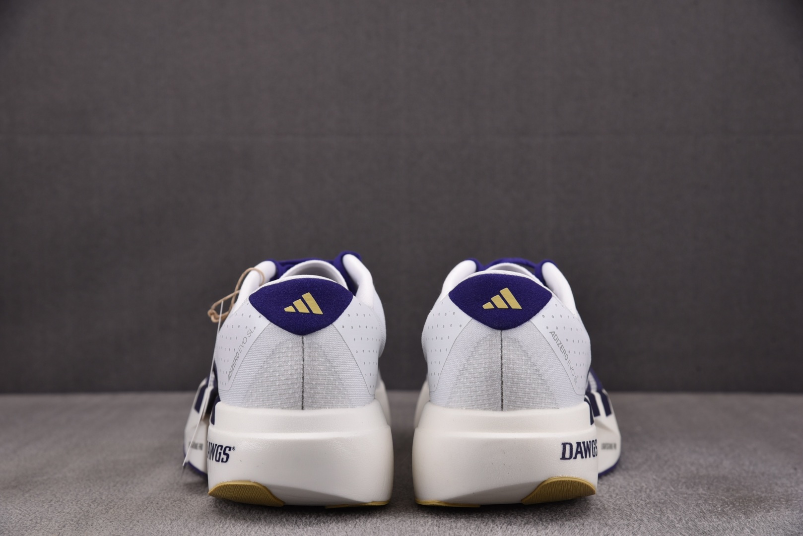 Ad Adizero Evo SL Nebraska 白紫 JQ4578 尺寸36 36⅔ 37⅓ 38