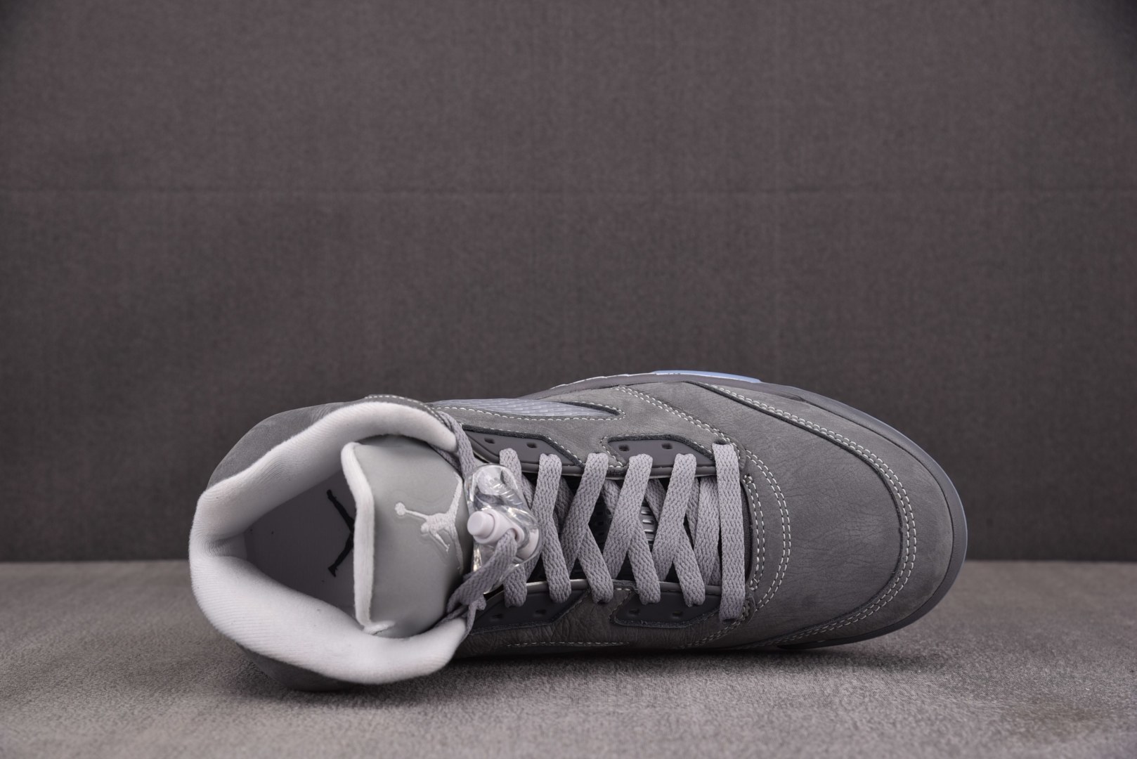 AJ5 尺码:40-47.5纯原-Air Jordan 5 Retro Wolf Grey 灰色 DD0