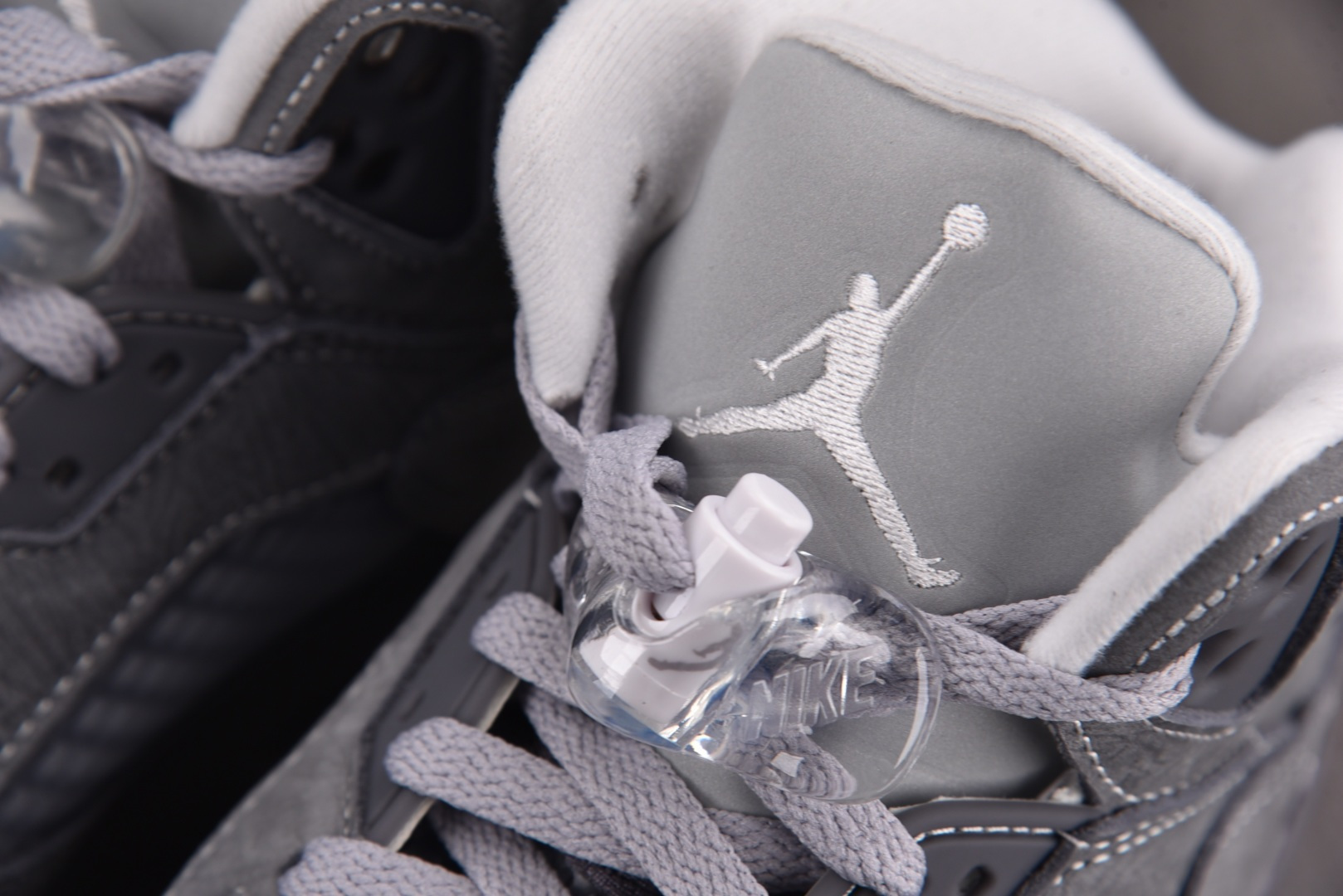 AJ5 尺码:40-47.5纯原-Air Jordan 5 Retro Wolf Grey 灰色 DD0