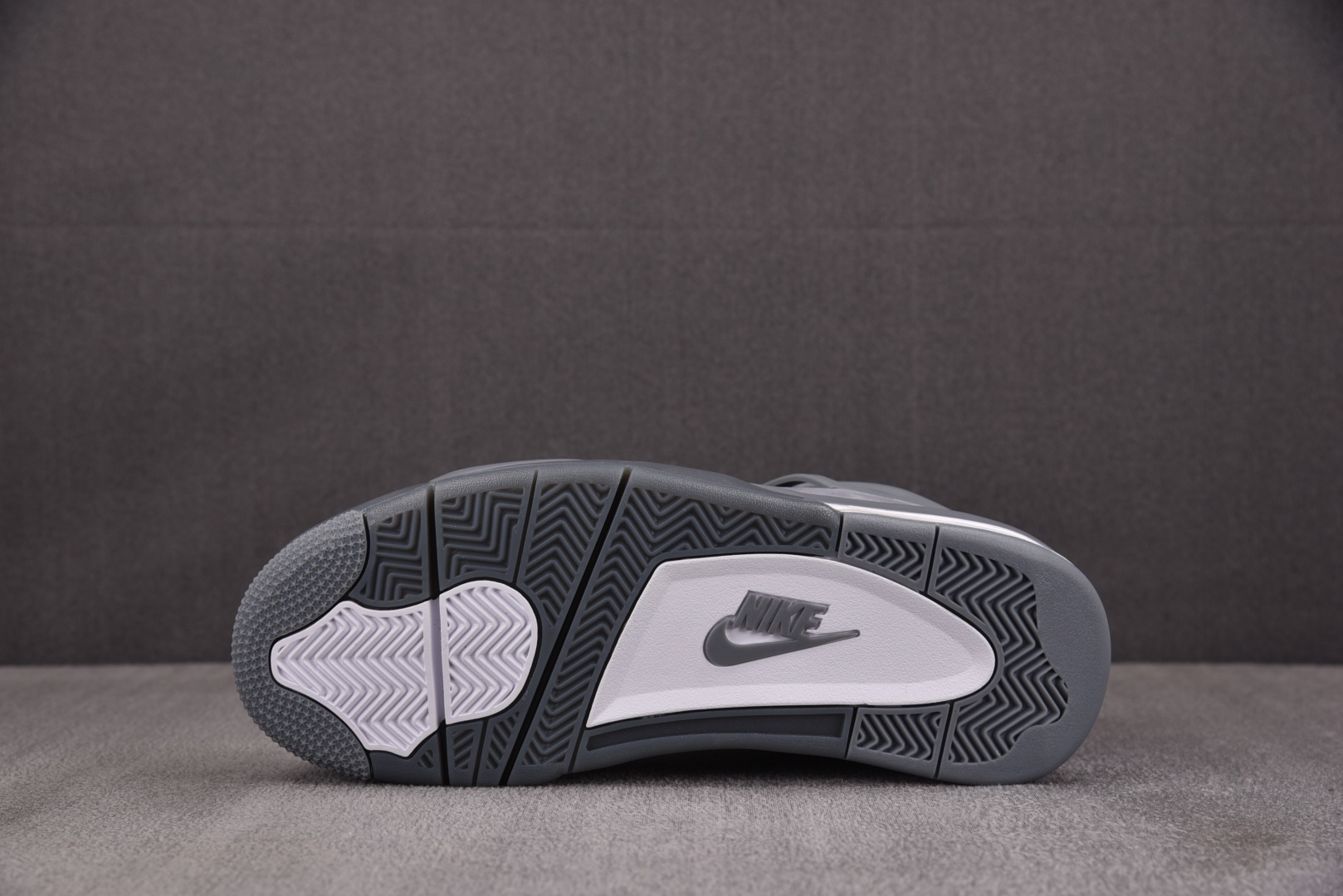 AJ4 尺码:40-48.5纯原-Nigel Sylvester x Jordan Air Jordan