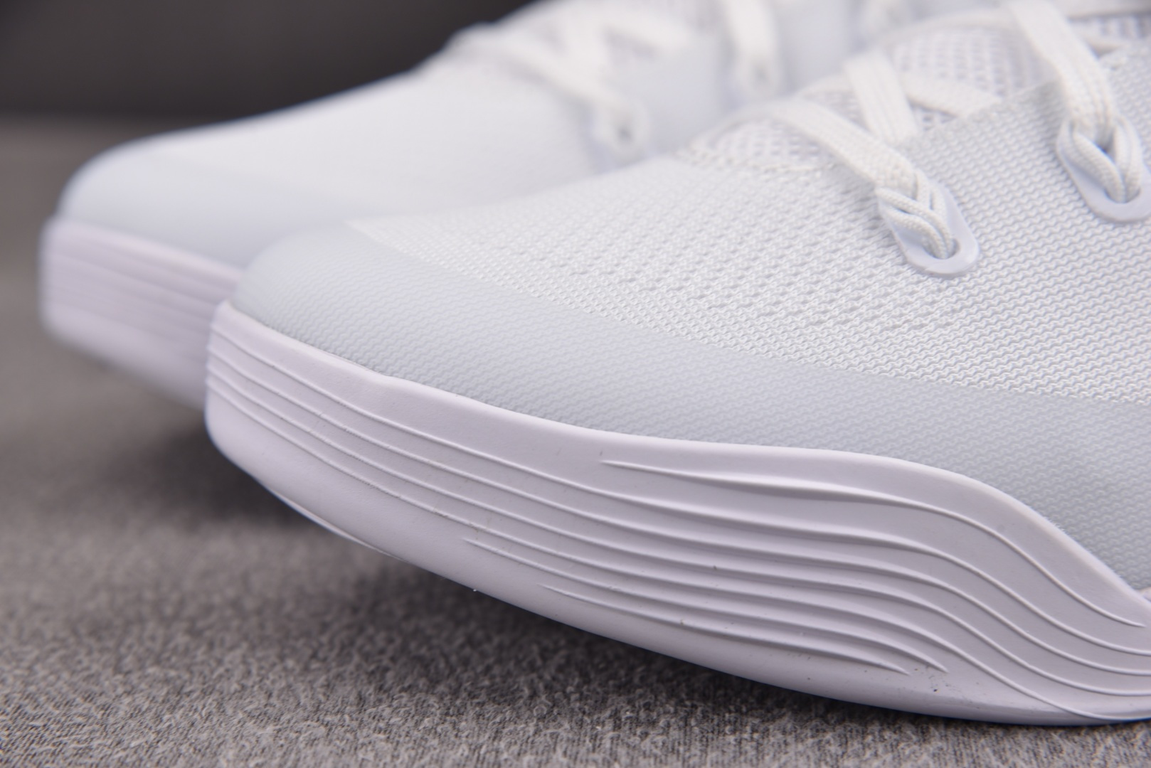 Kobe9 尺码:40-48.5纯原出品-Kobe 9 Elite Low EM Protro Whit